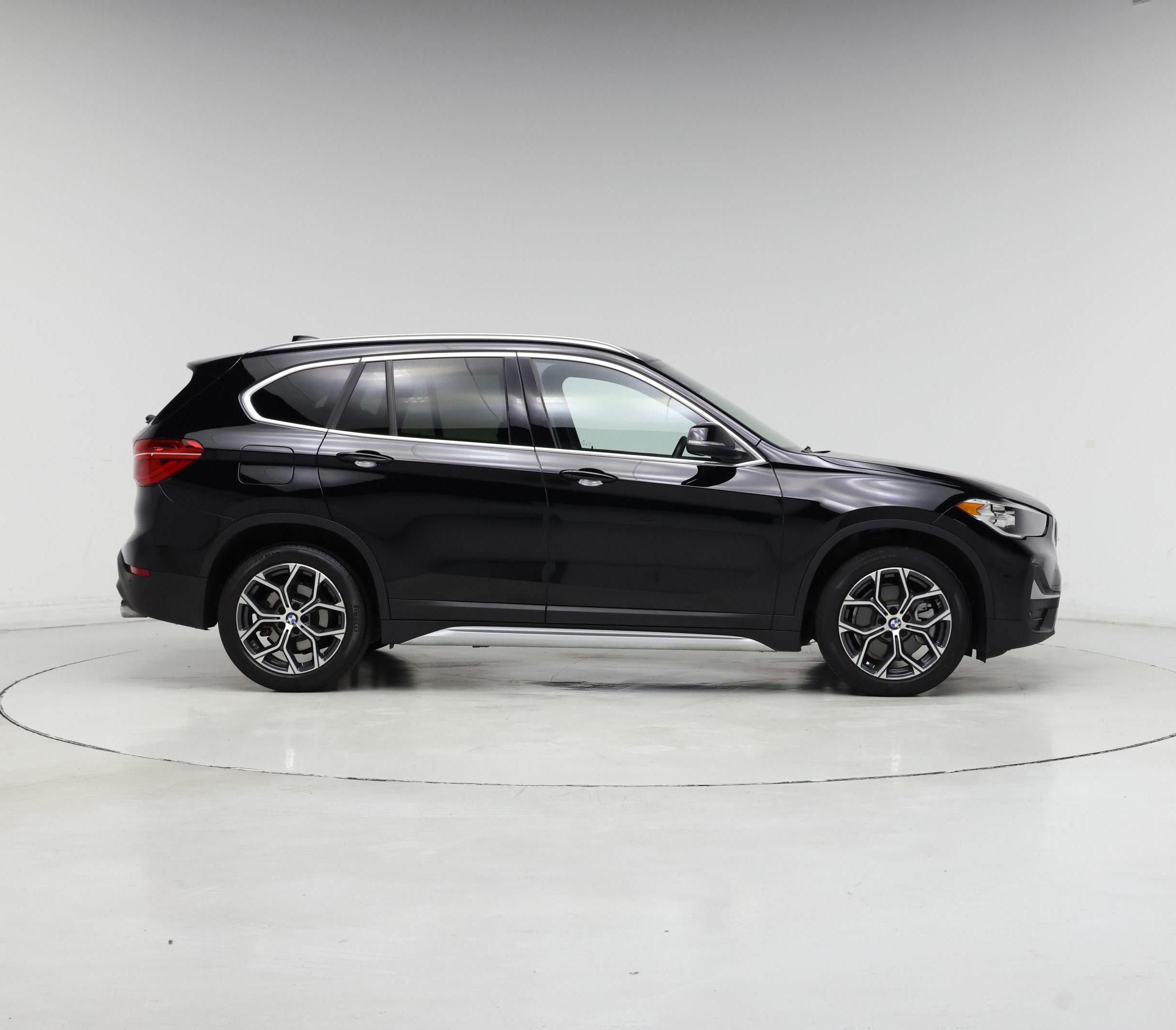 Thumbnail: 2021 BMW X1 - 7