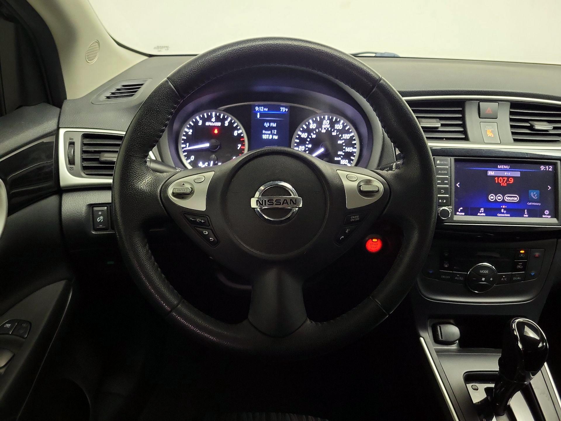 Thumbnail: 2019 Nissan Sentra - 10