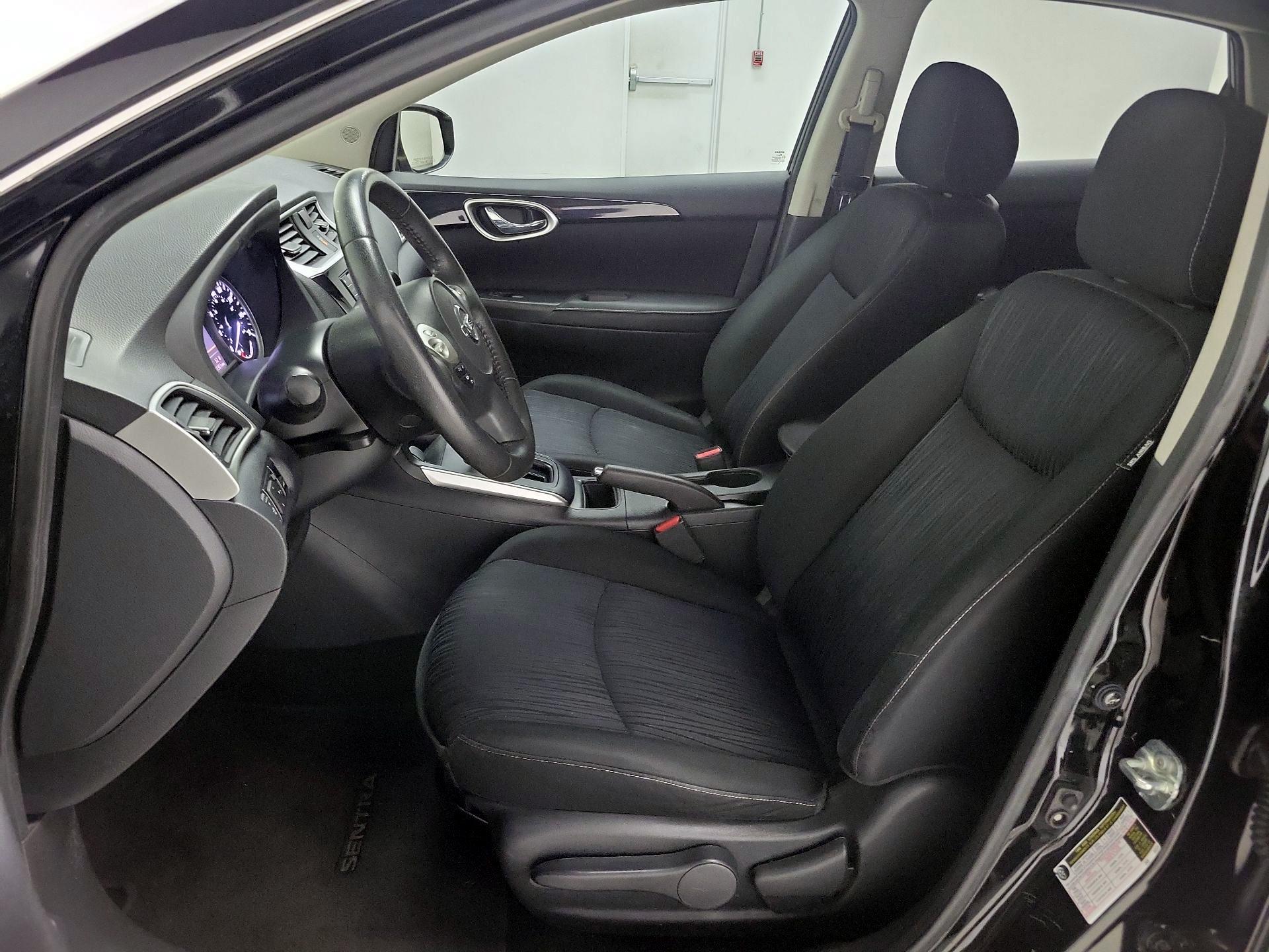 Thumbnail: 2019 Nissan Sentra - 11