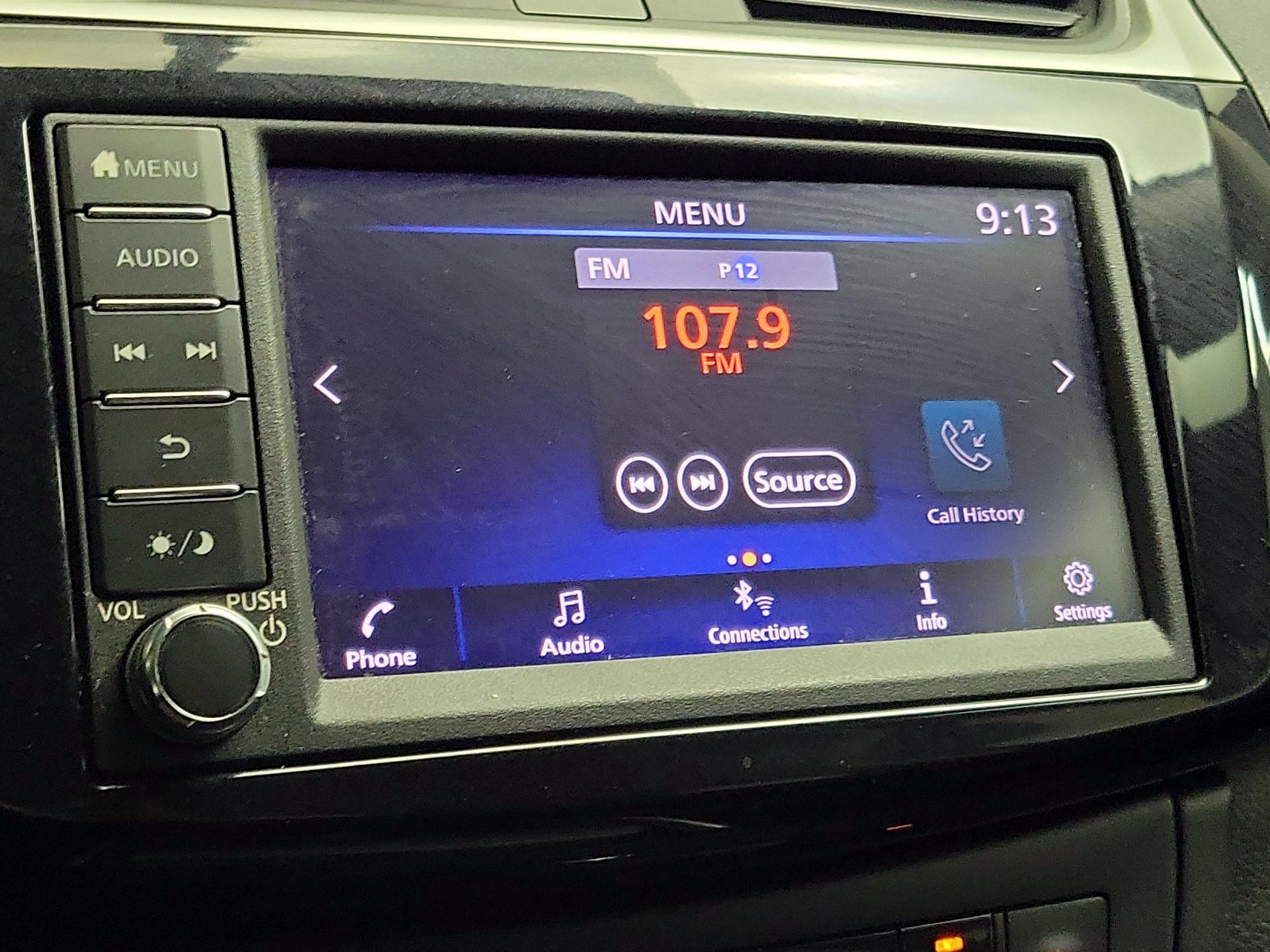 Thumbnail: 2019 Nissan Sentra - 15