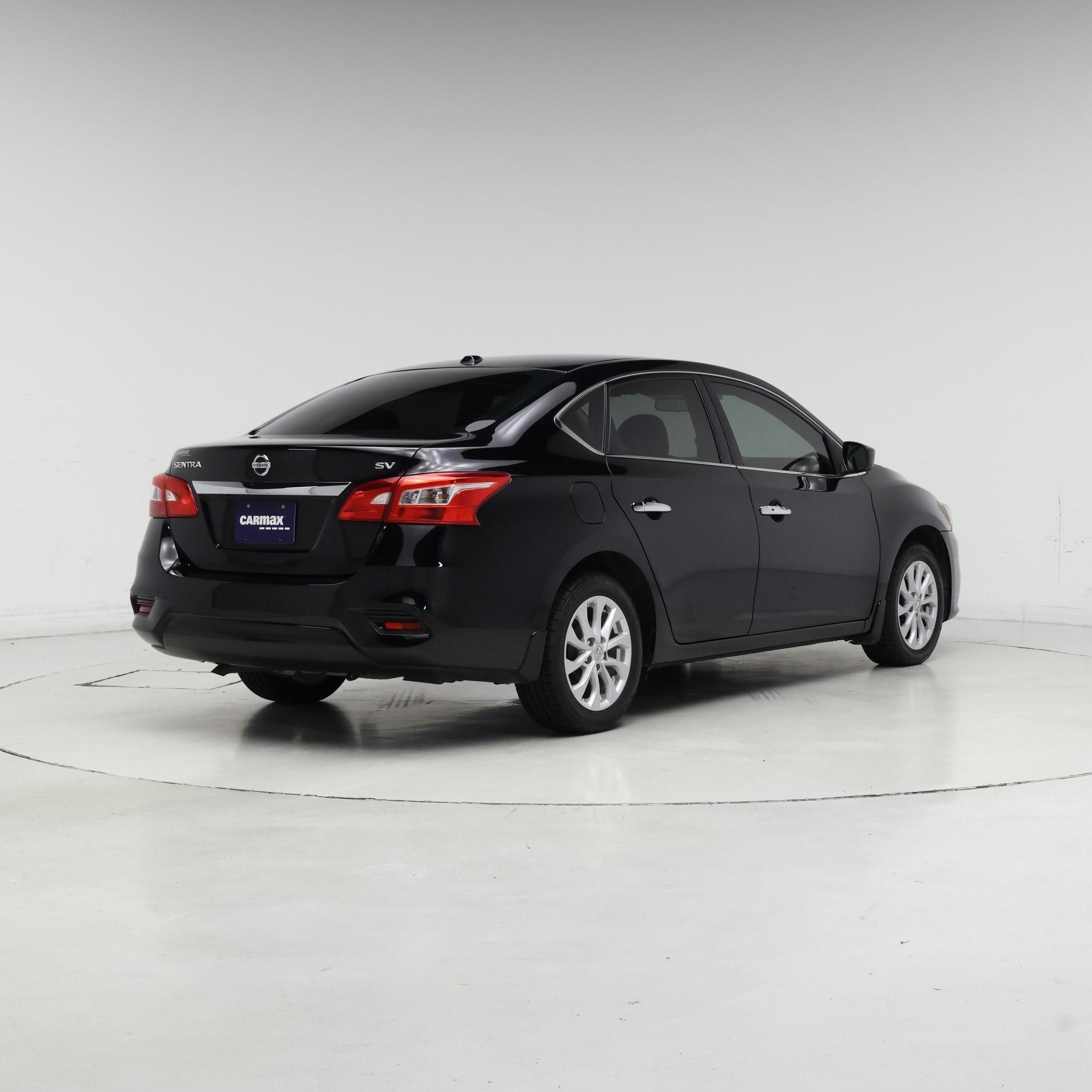 Thumbnail: 2019 Nissan Sentra - 8