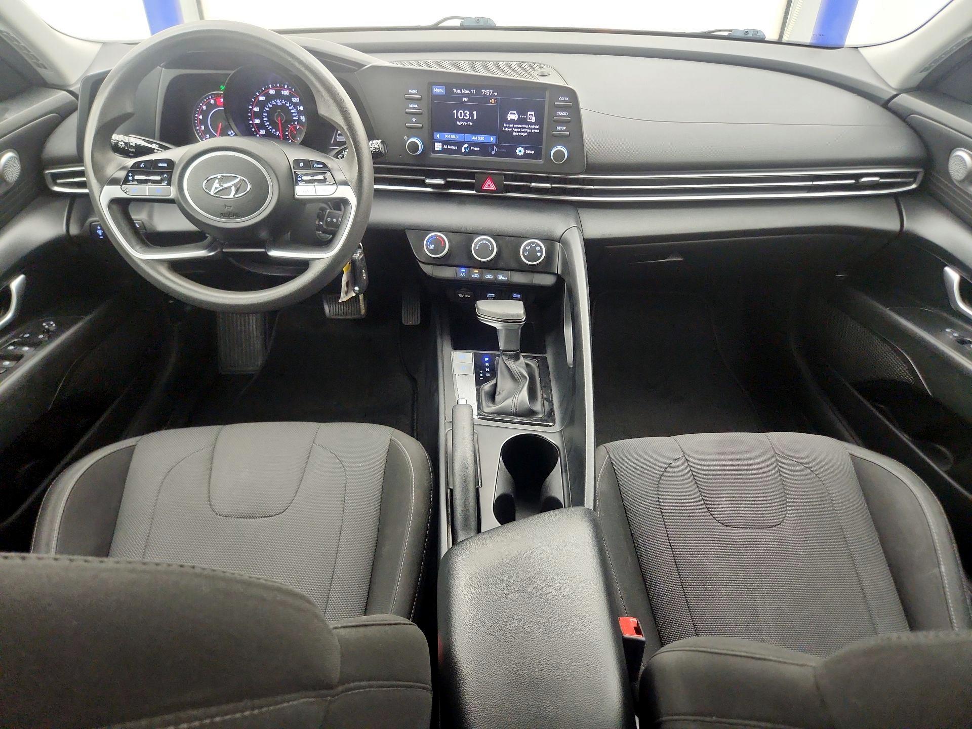 Thumbnail: 2021 Hyundai Elantra - 9