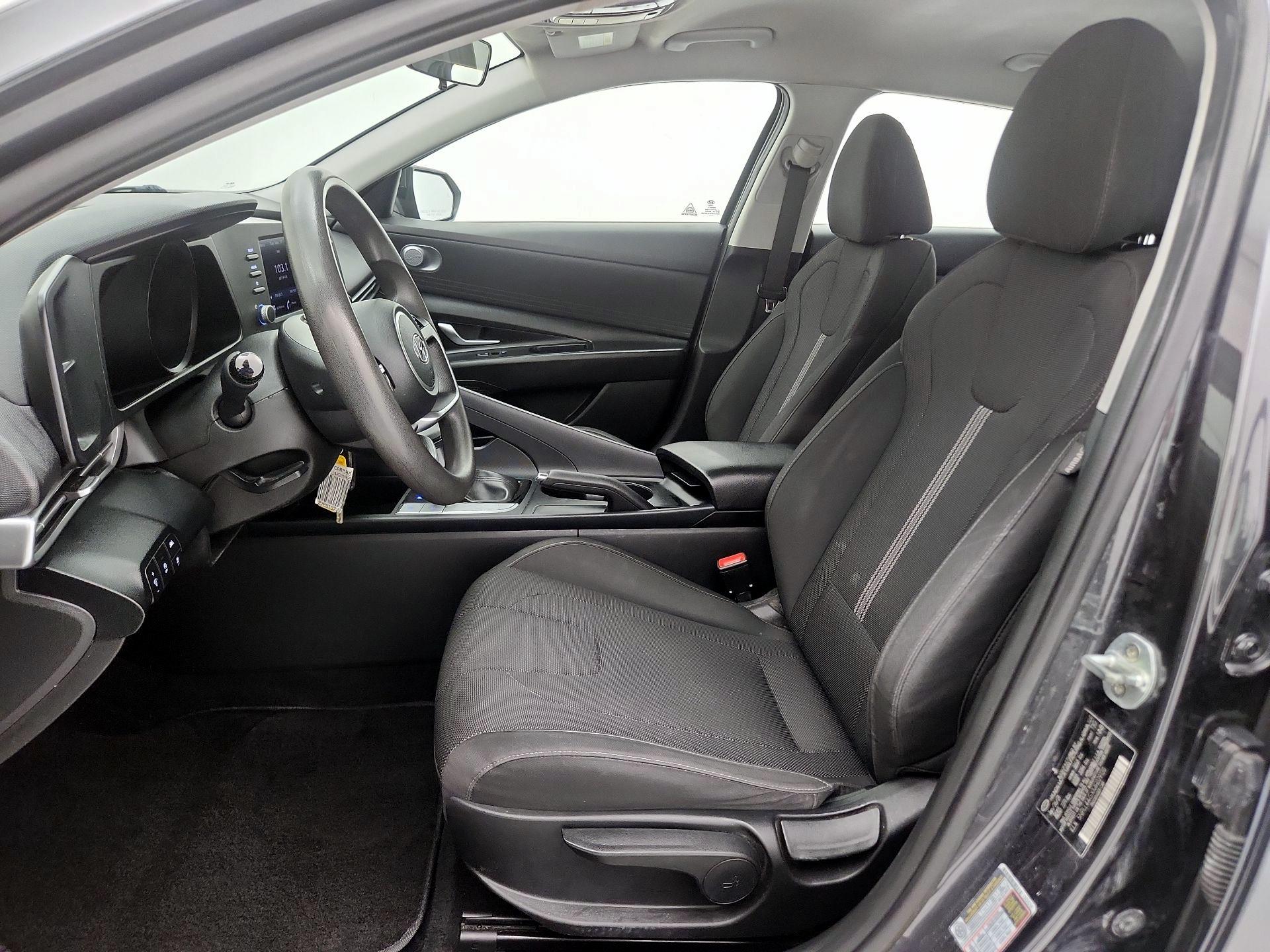 Thumbnail: 2021 Hyundai Elantra - 11