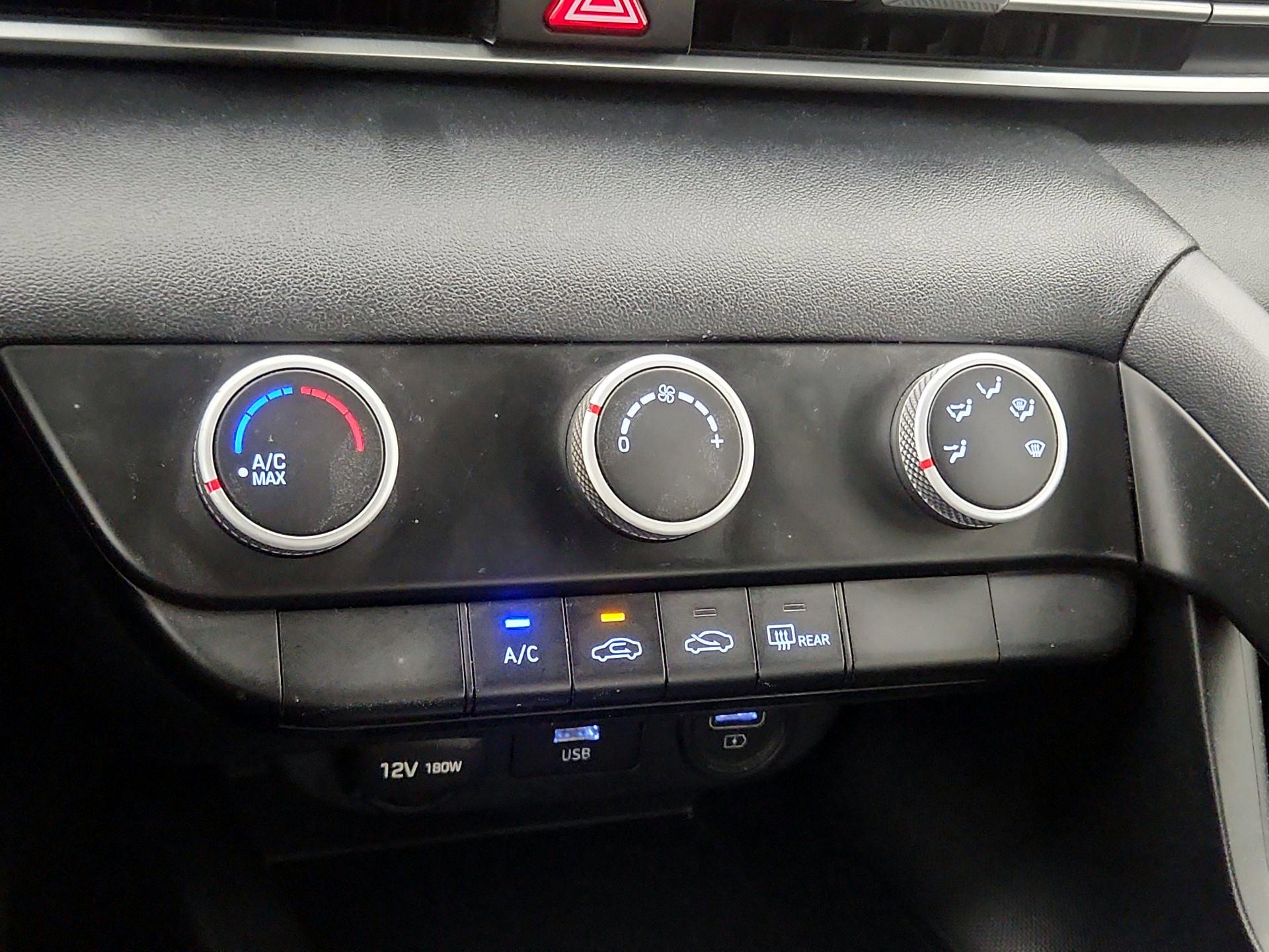 Thumbnail: 2021 Hyundai Elantra - 16