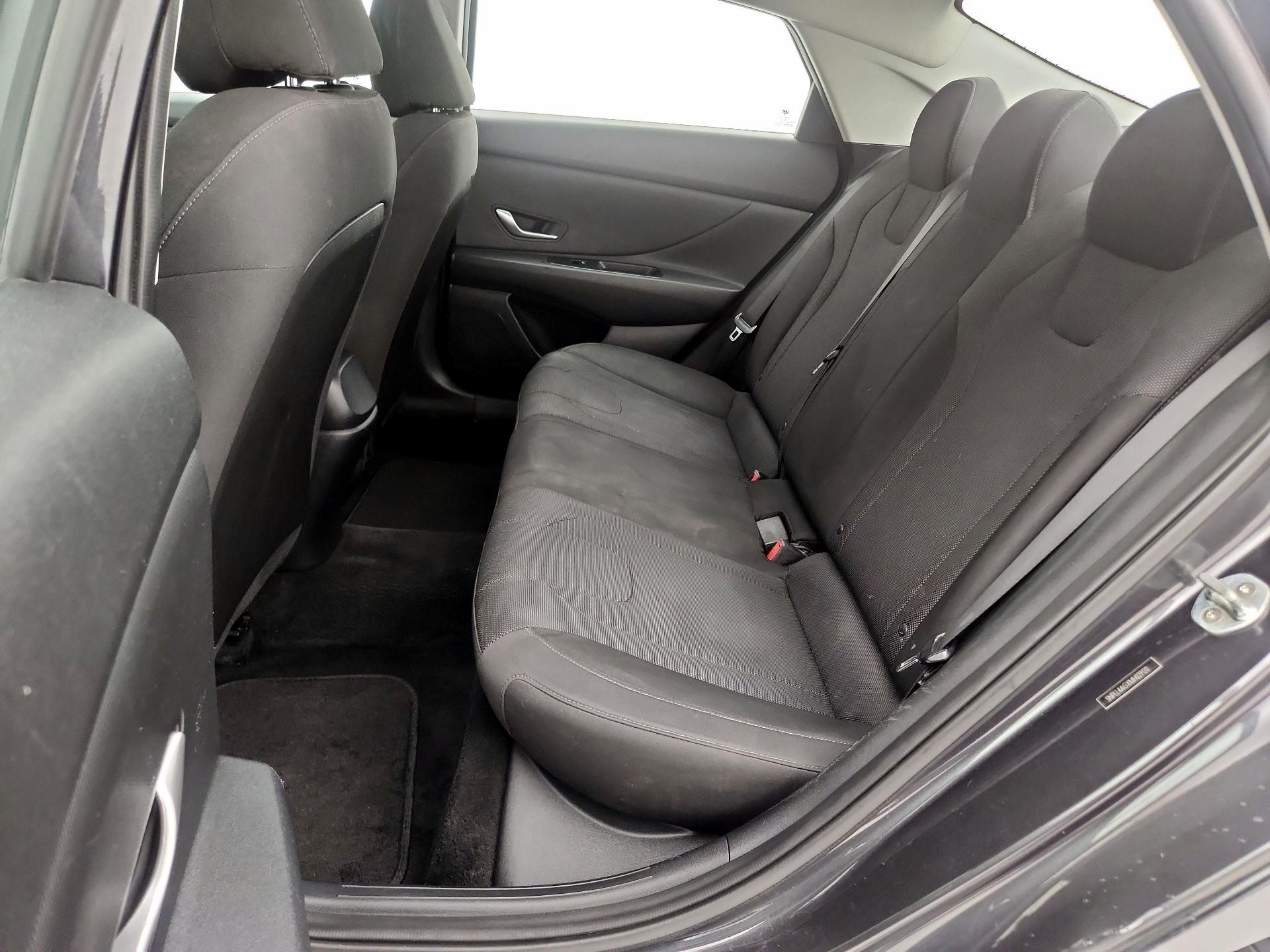 Thumbnail: 2021 Hyundai Elantra - 19