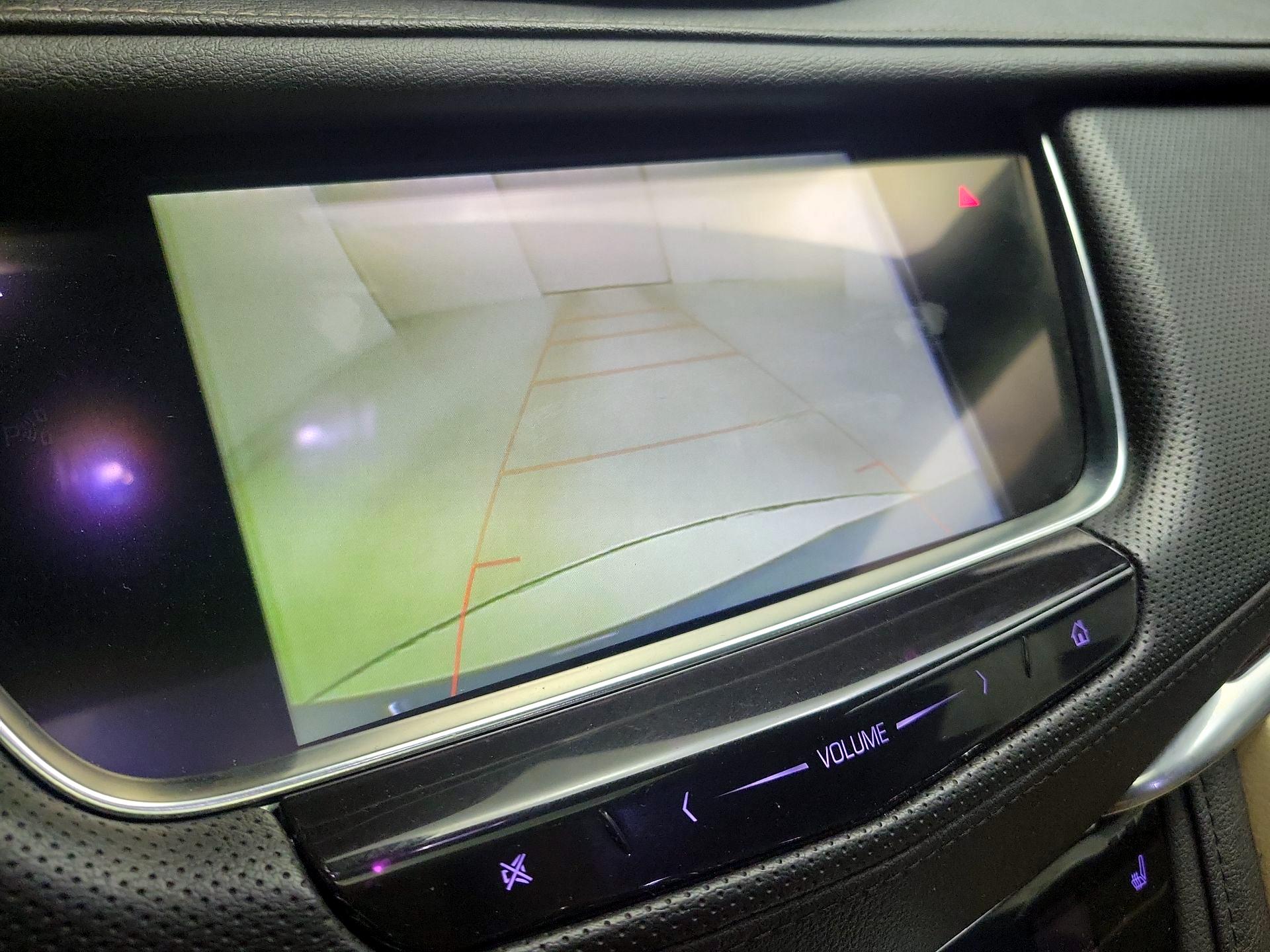 Thumbnail: 2019 Cadillac XT5 - 14