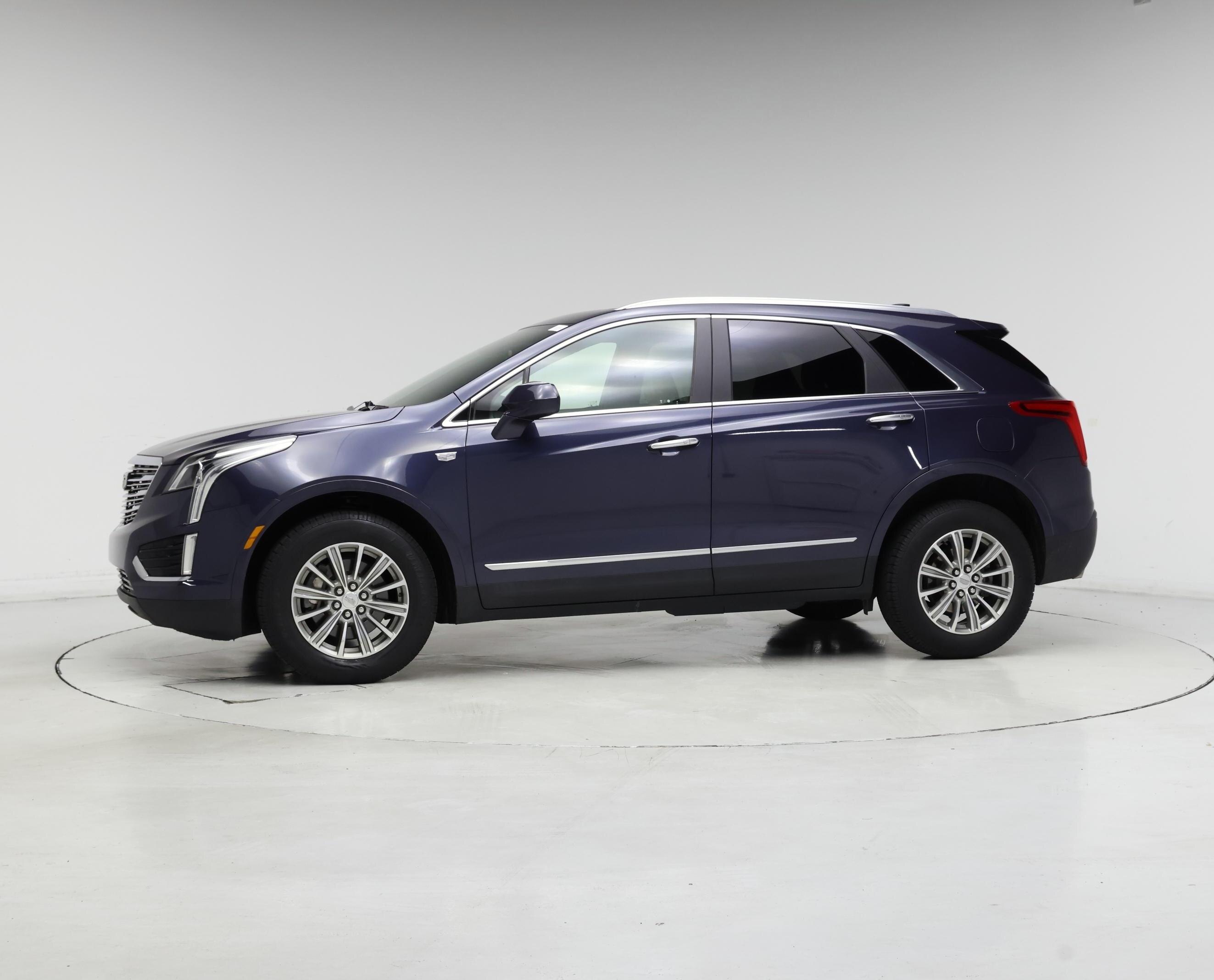Thumbnail: 2019 Cadillac XT5 - 3