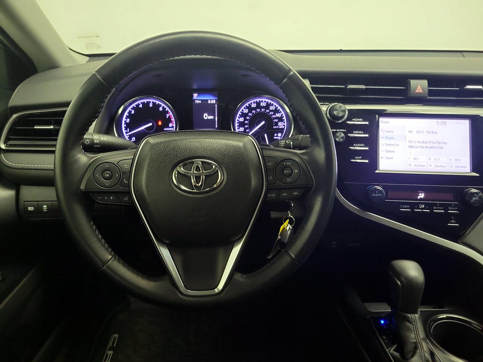 Thumbnail: 2019 Toyota Camry - 10