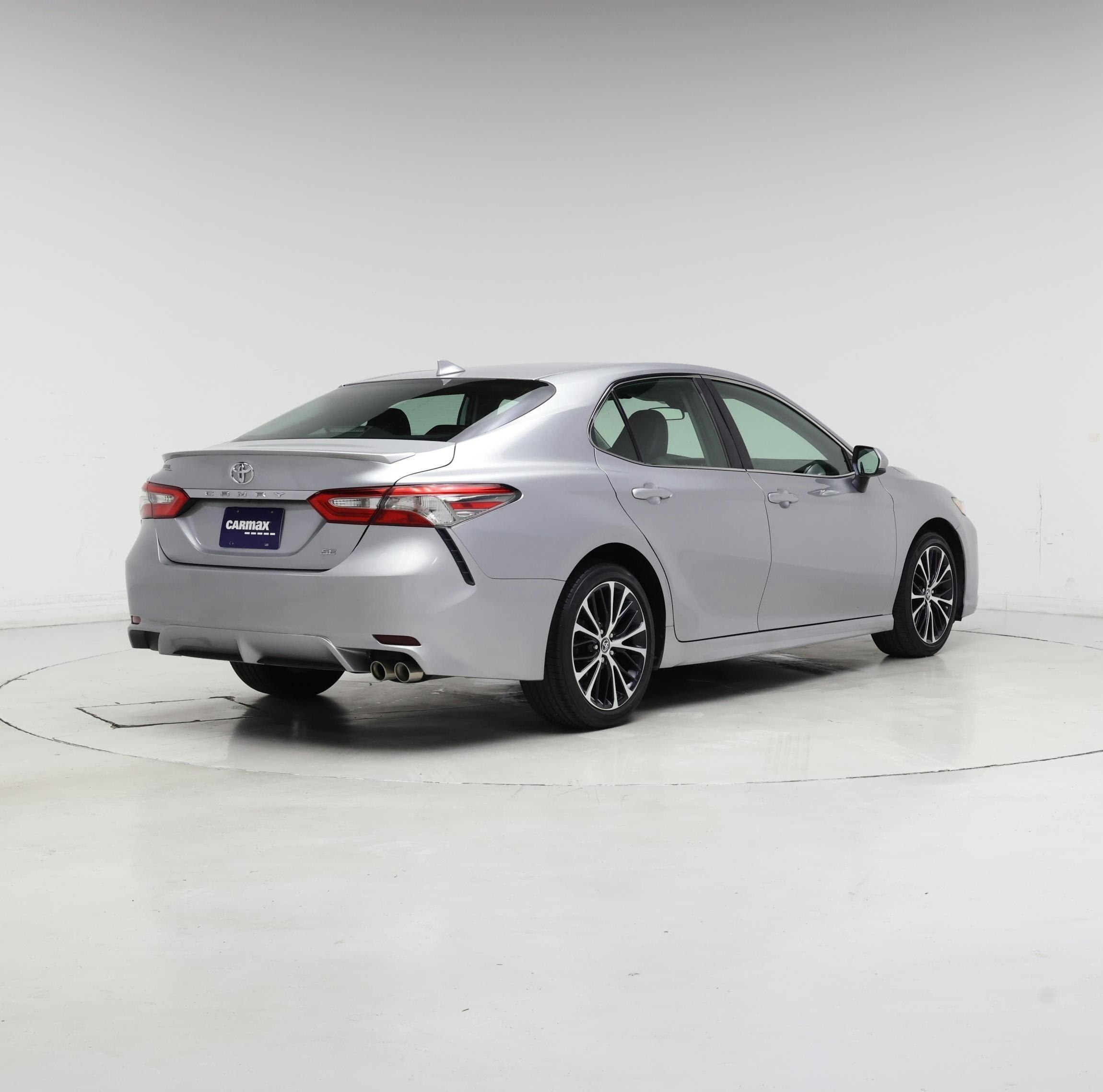 Thumbnail: 2019 Toyota Camry - 8