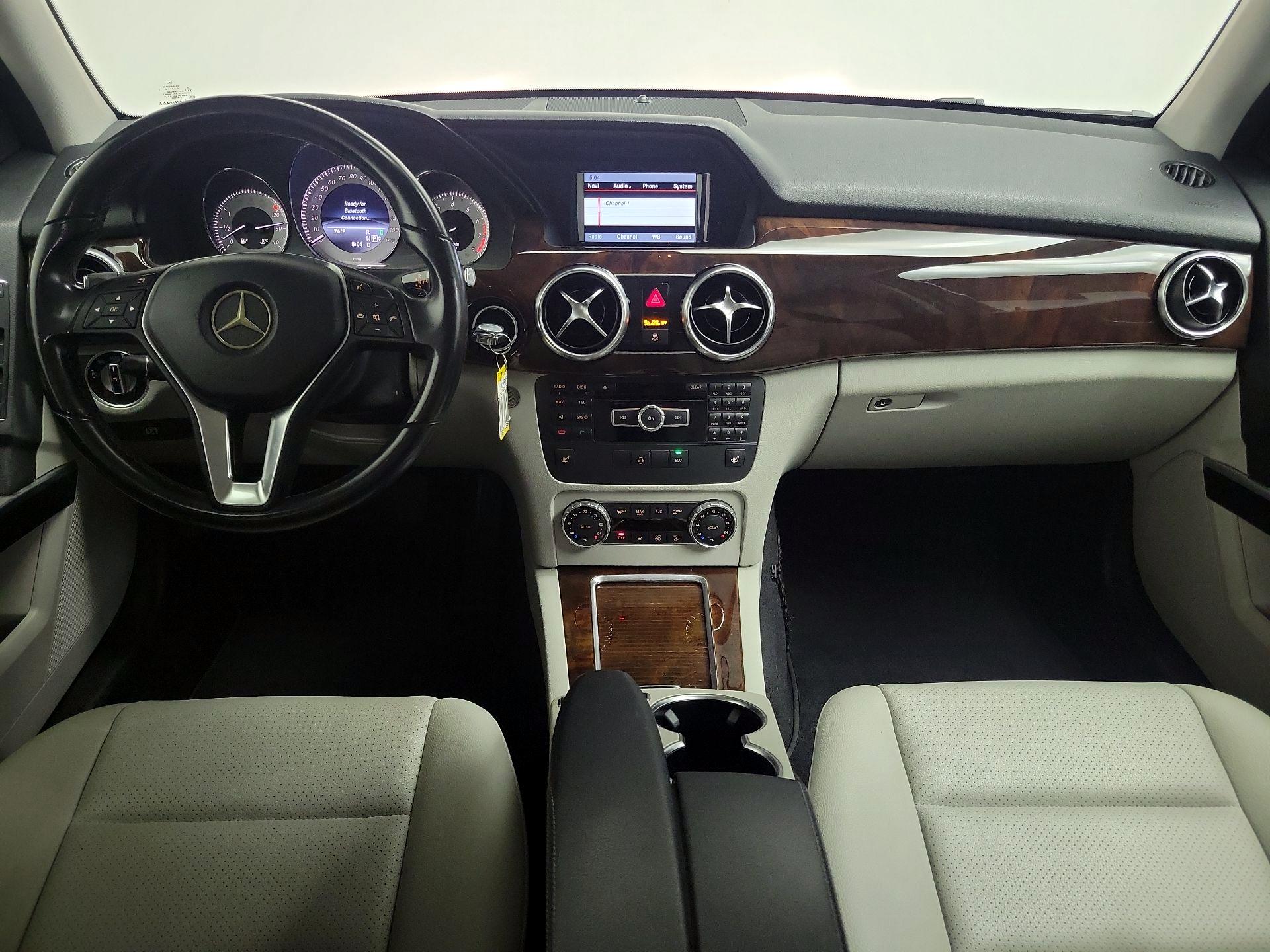 Thumbnail: 2015 Mercedes-Benz GLK - 9