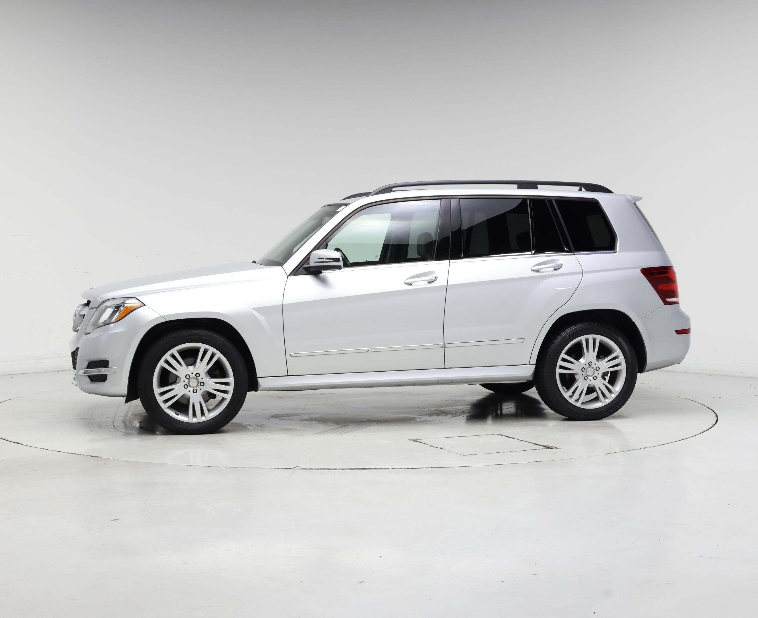 Thumbnail: 2015 Mercedes-Benz GLK - 3