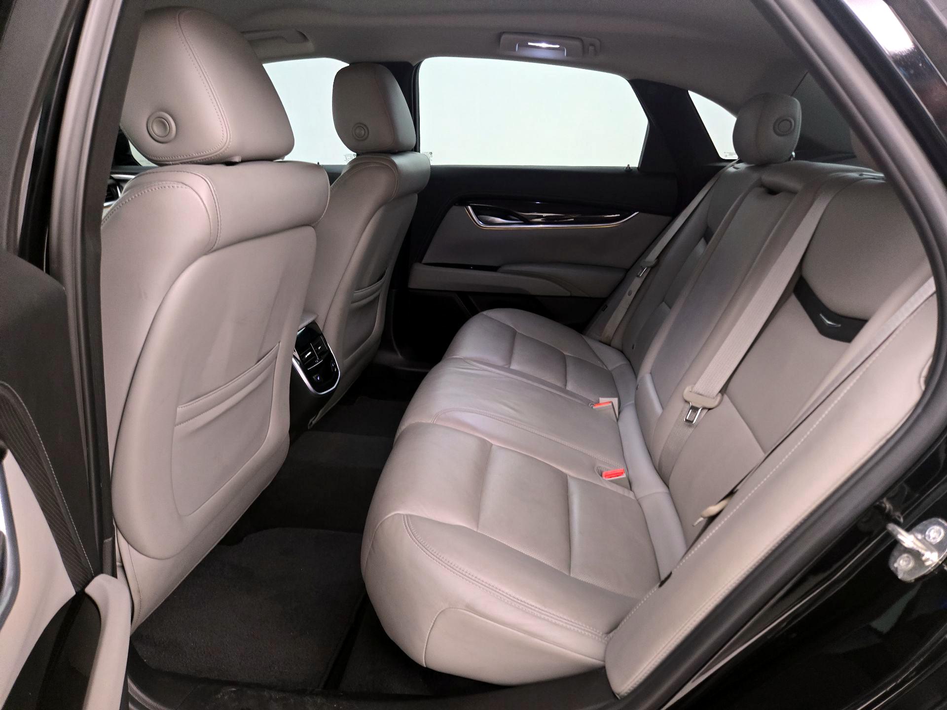 Thumbnail: 2017 Cadillac XTS - 20