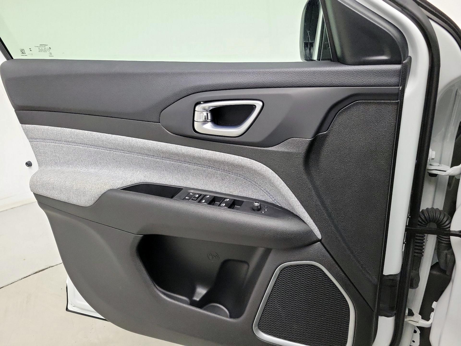 Thumbnail: 2025 Jeep Compass - 12