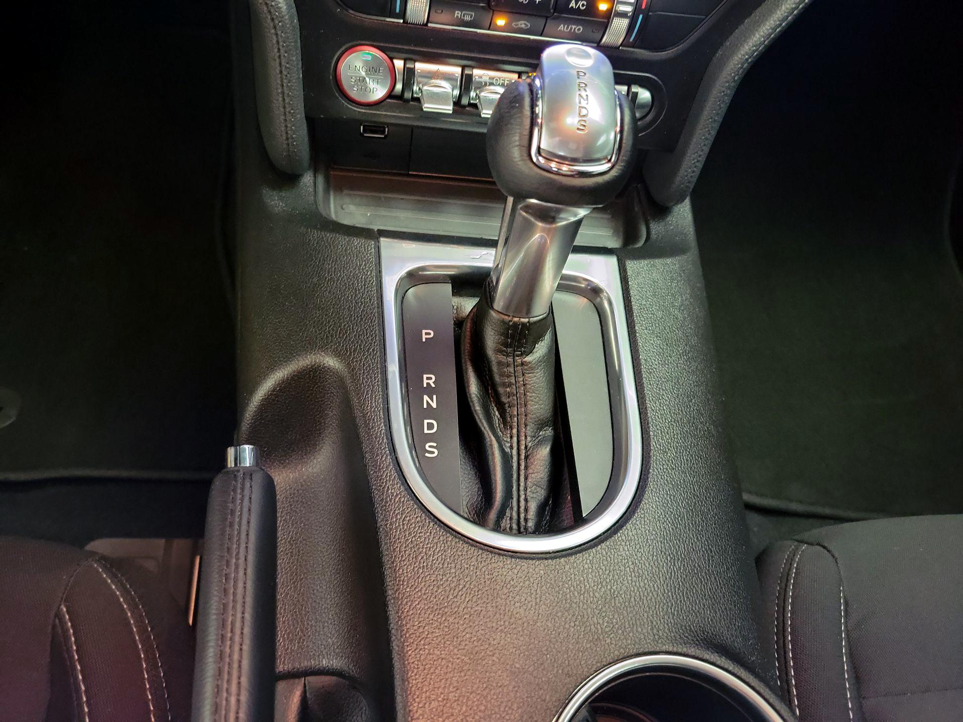 Thumbnail: 2019 Ford Mustang - 18