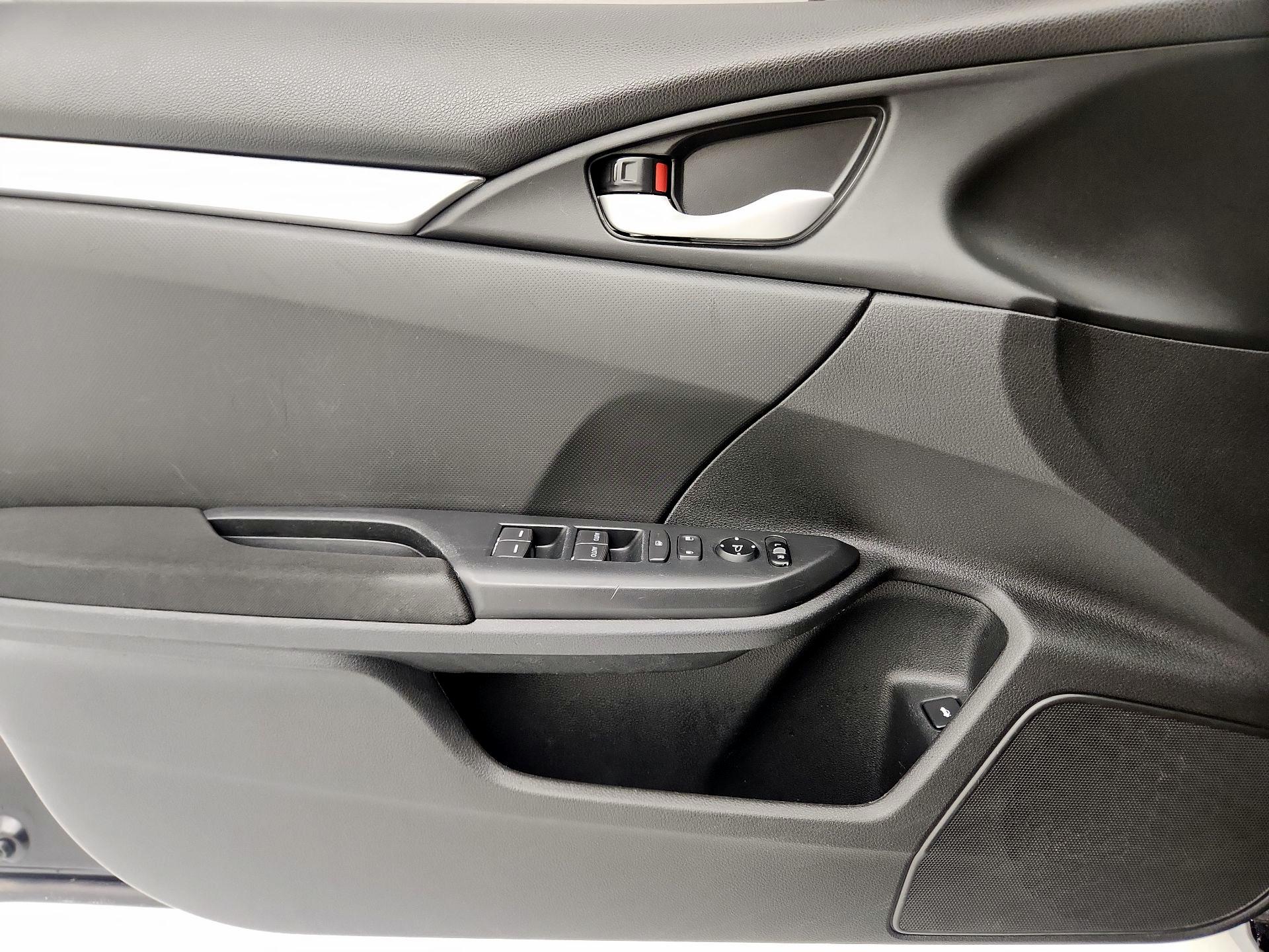 Thumbnail: 2019 Honda Civic - 12
