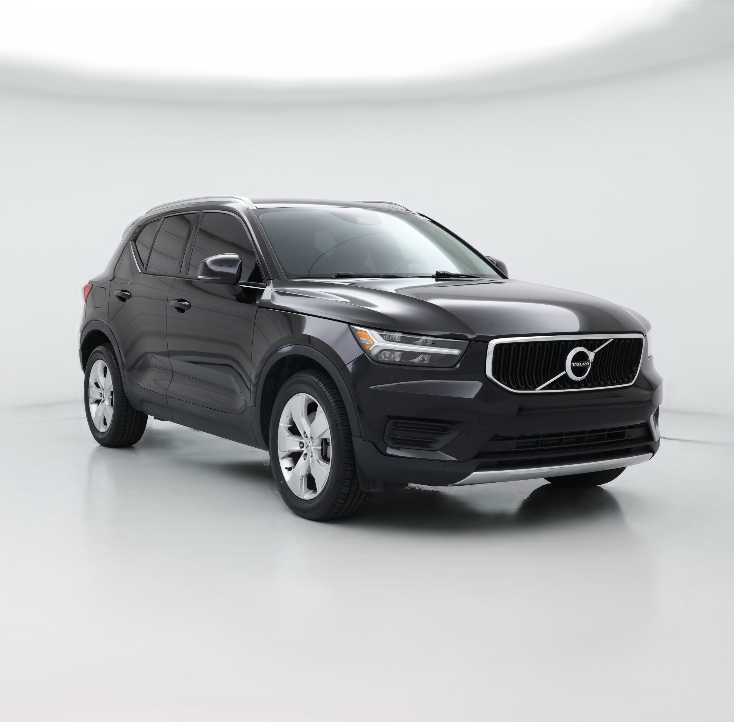Thumbnail: 2022 Volvo XC40 - 1
