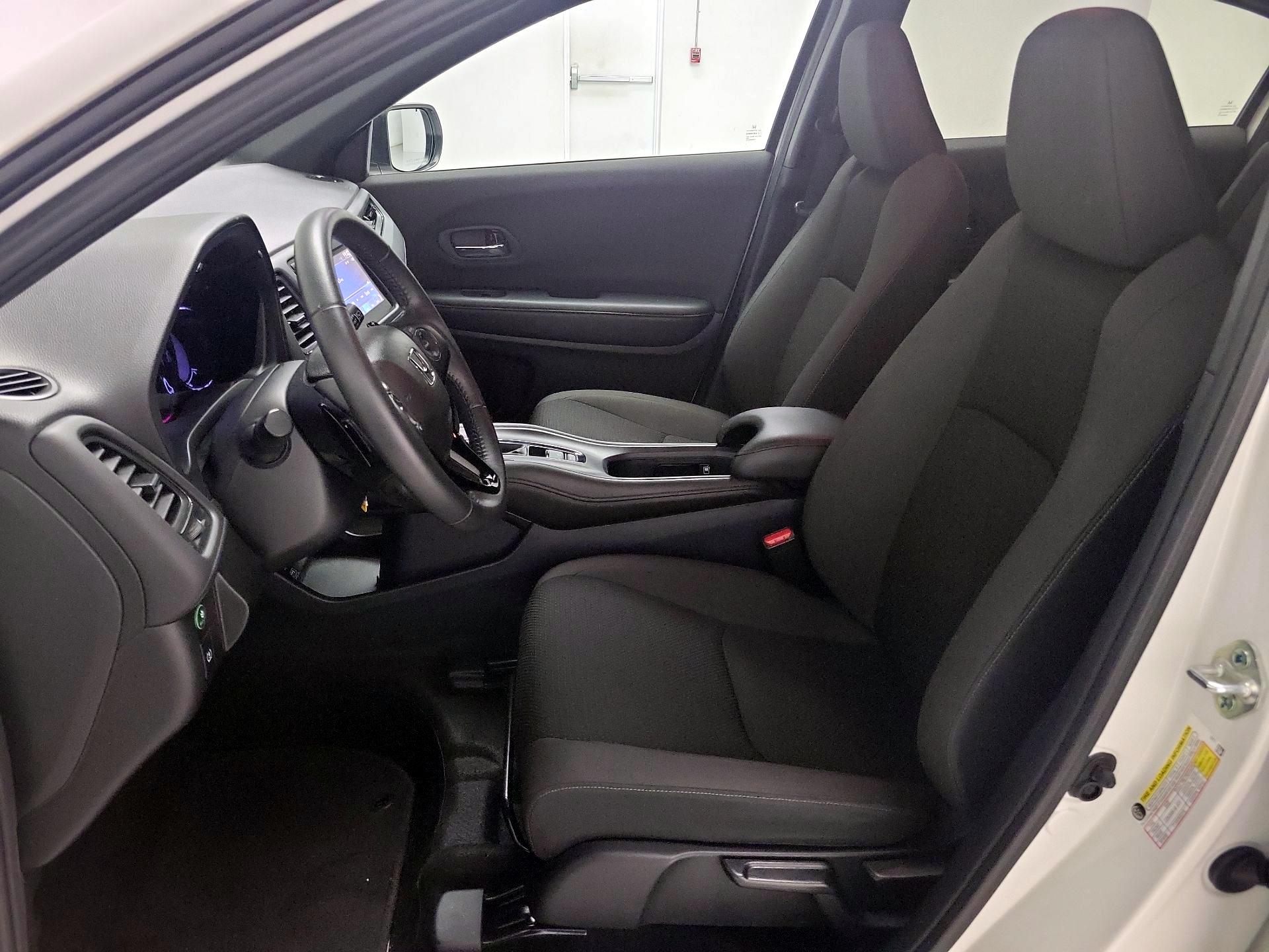 Thumbnail: 2022 Honda HR-V - 11