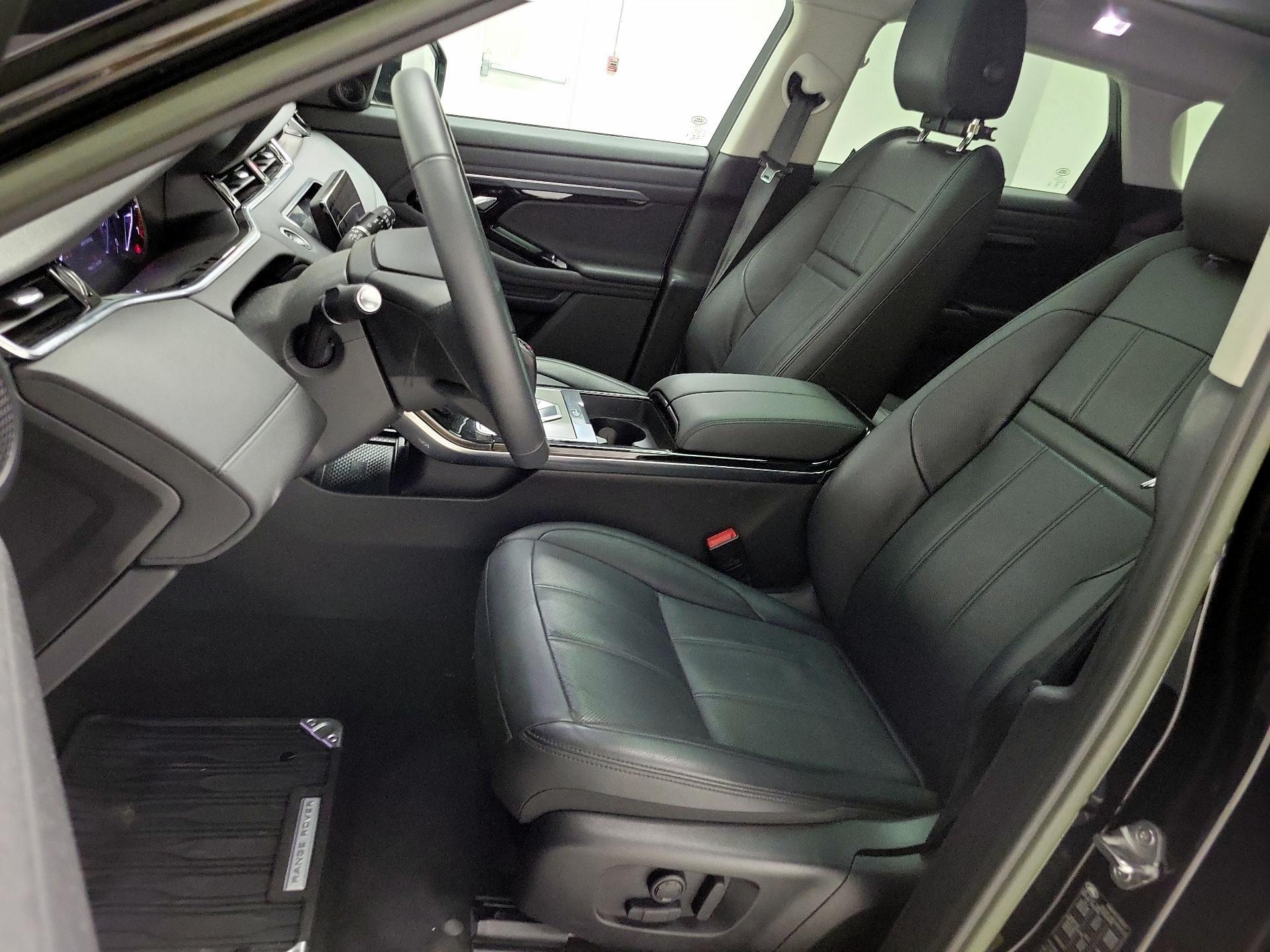 Thumbnail: 2023 Land Rover Range Rover Evoque - 11