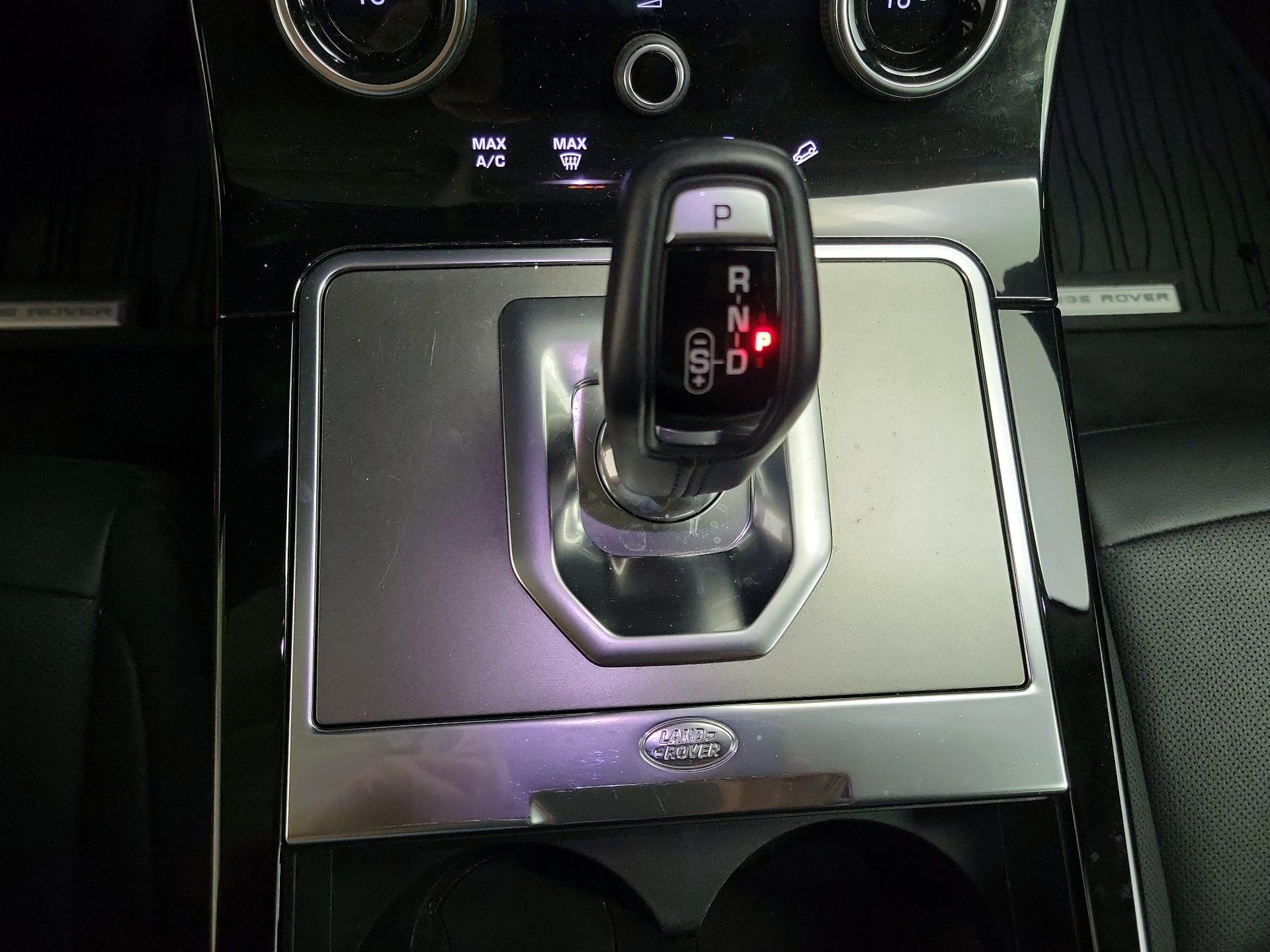 Thumbnail: 2023 Land Rover Range Rover Evoque - 18