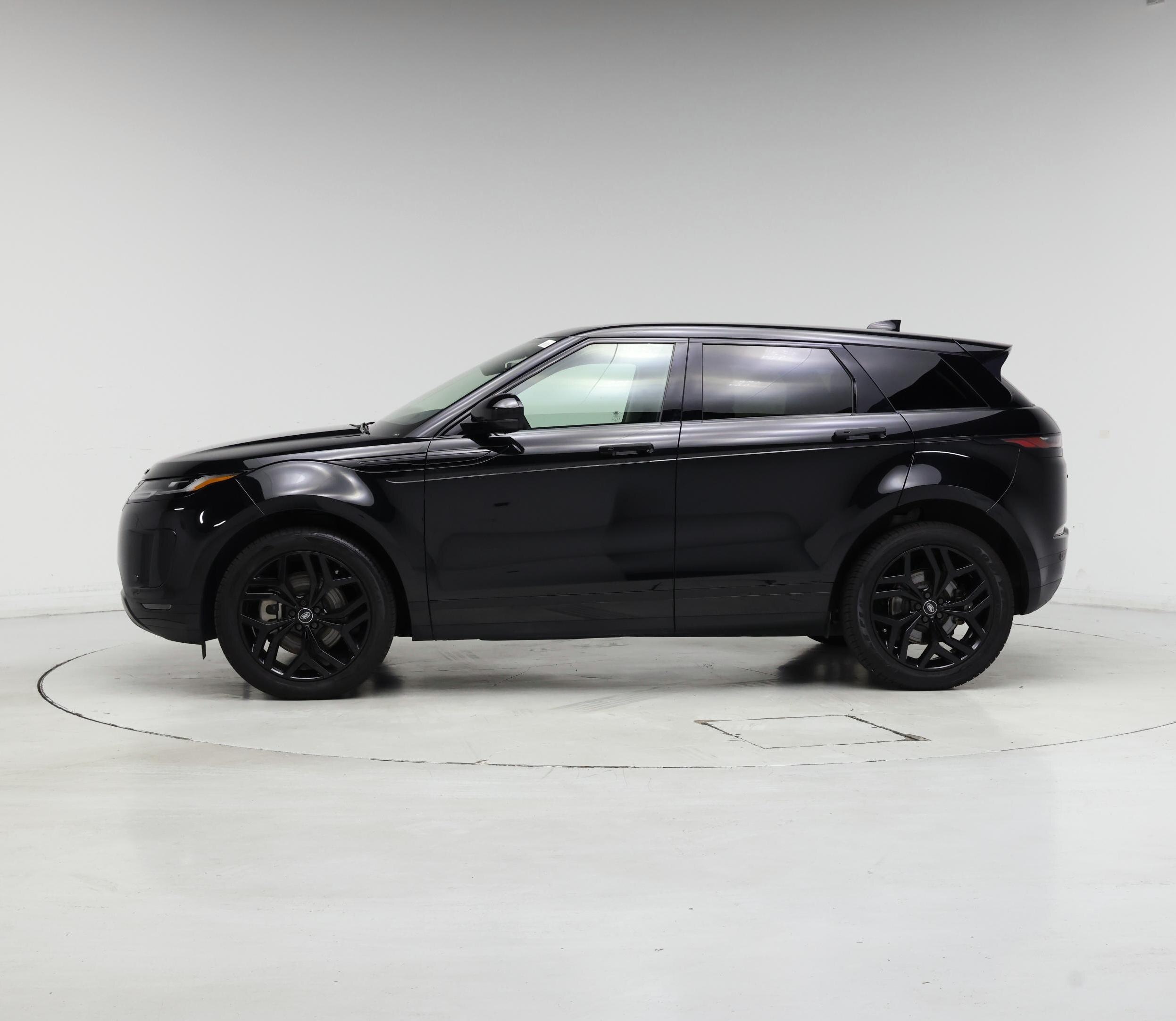 Thumbnail: 2023 Land Rover Range Rover Evoque - 3