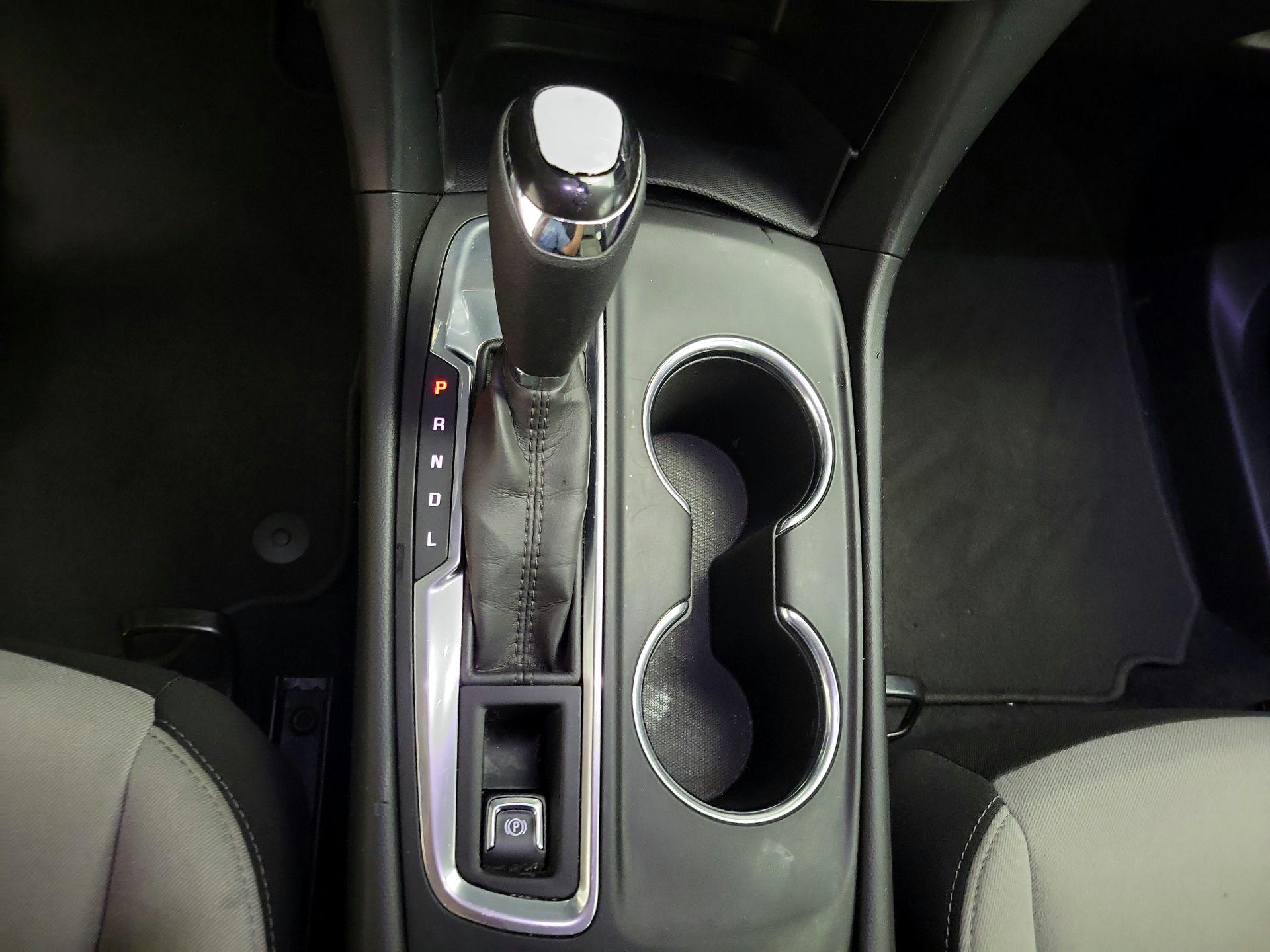 Thumbnail: 2021 Chevrolet Equinox - 18