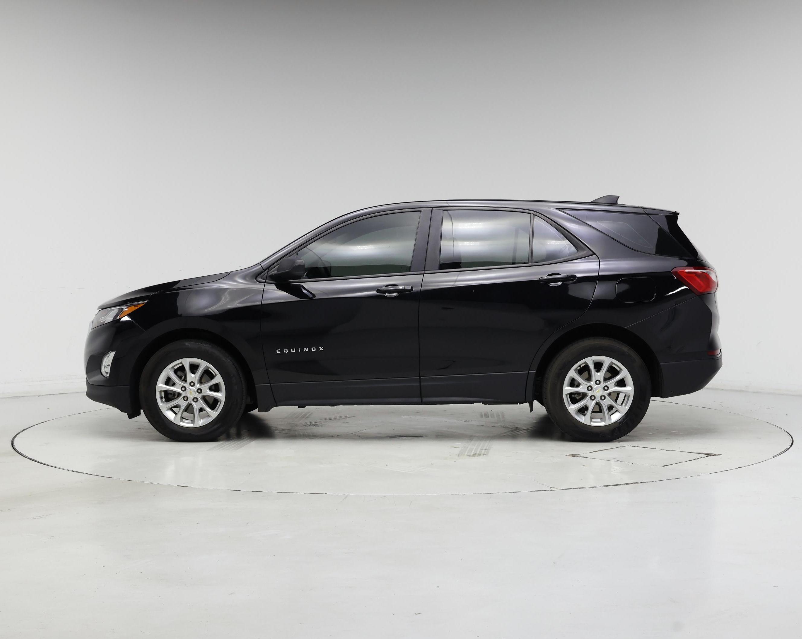 Thumbnail: 2021 Chevrolet Equinox - 3