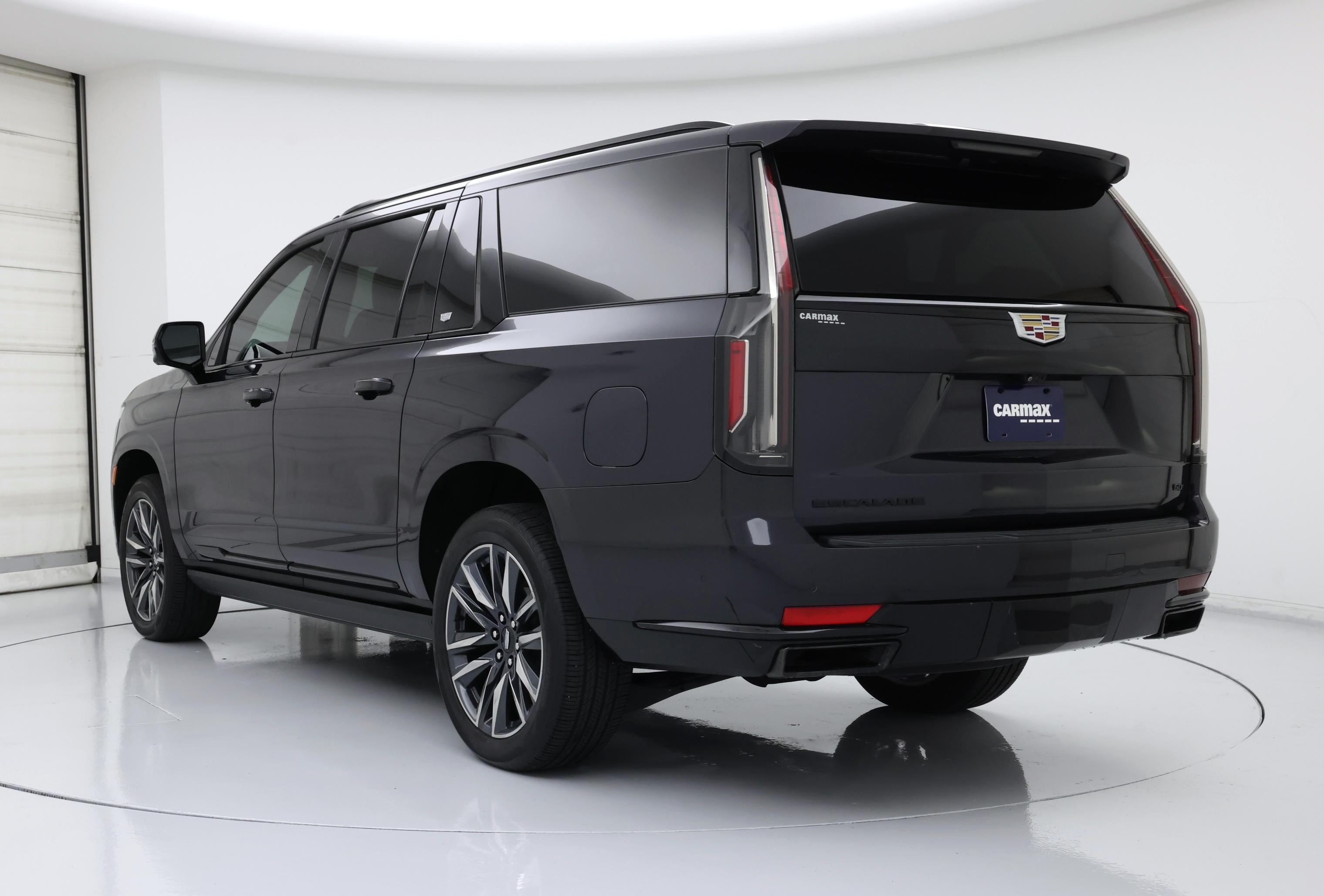 Thumbnail: 2022 Cadillac Escalade - 2