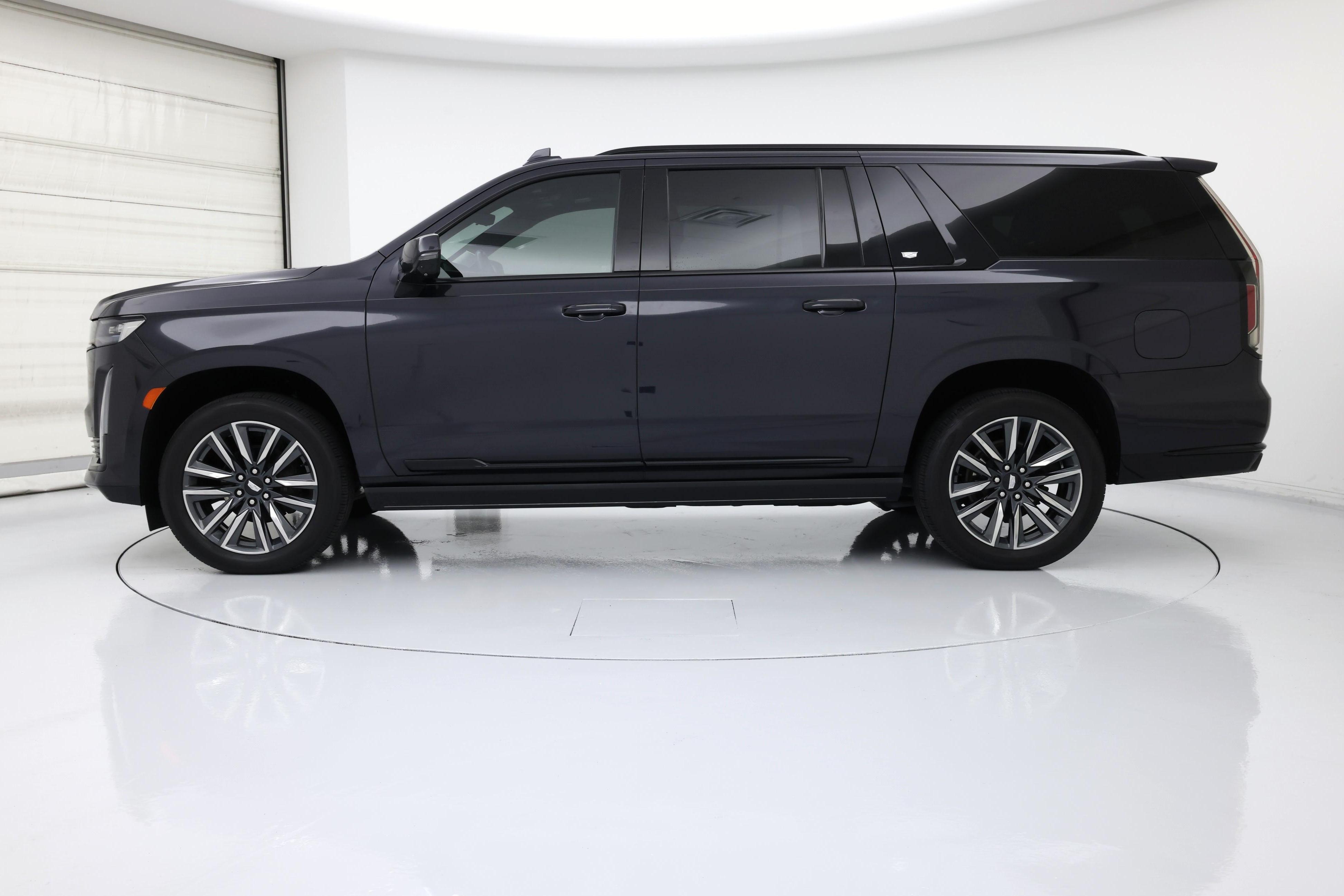 Thumbnail: 2022 Cadillac Escalade - 3