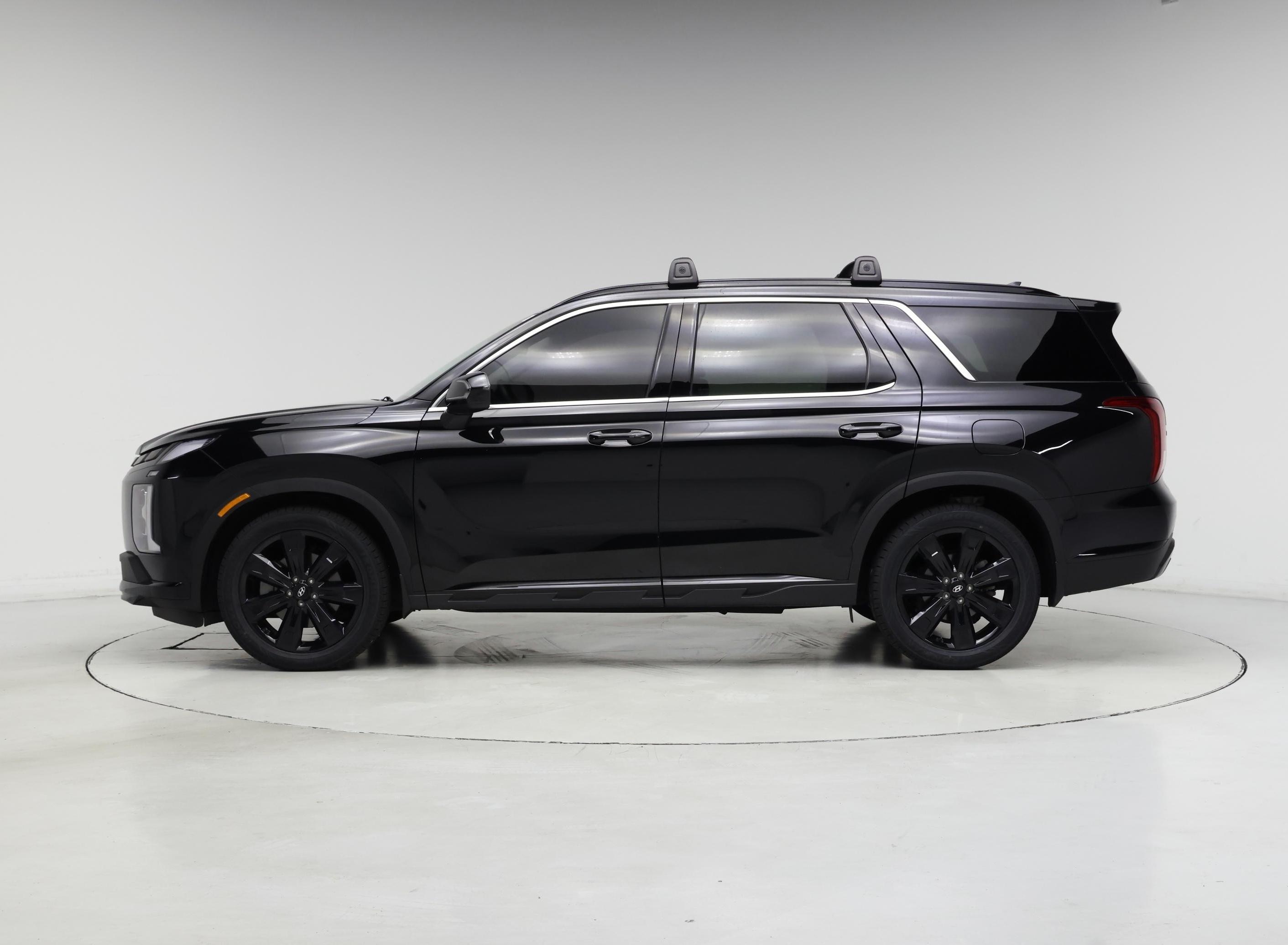 Thumbnail: 2023 Hyundai Palisade - 3