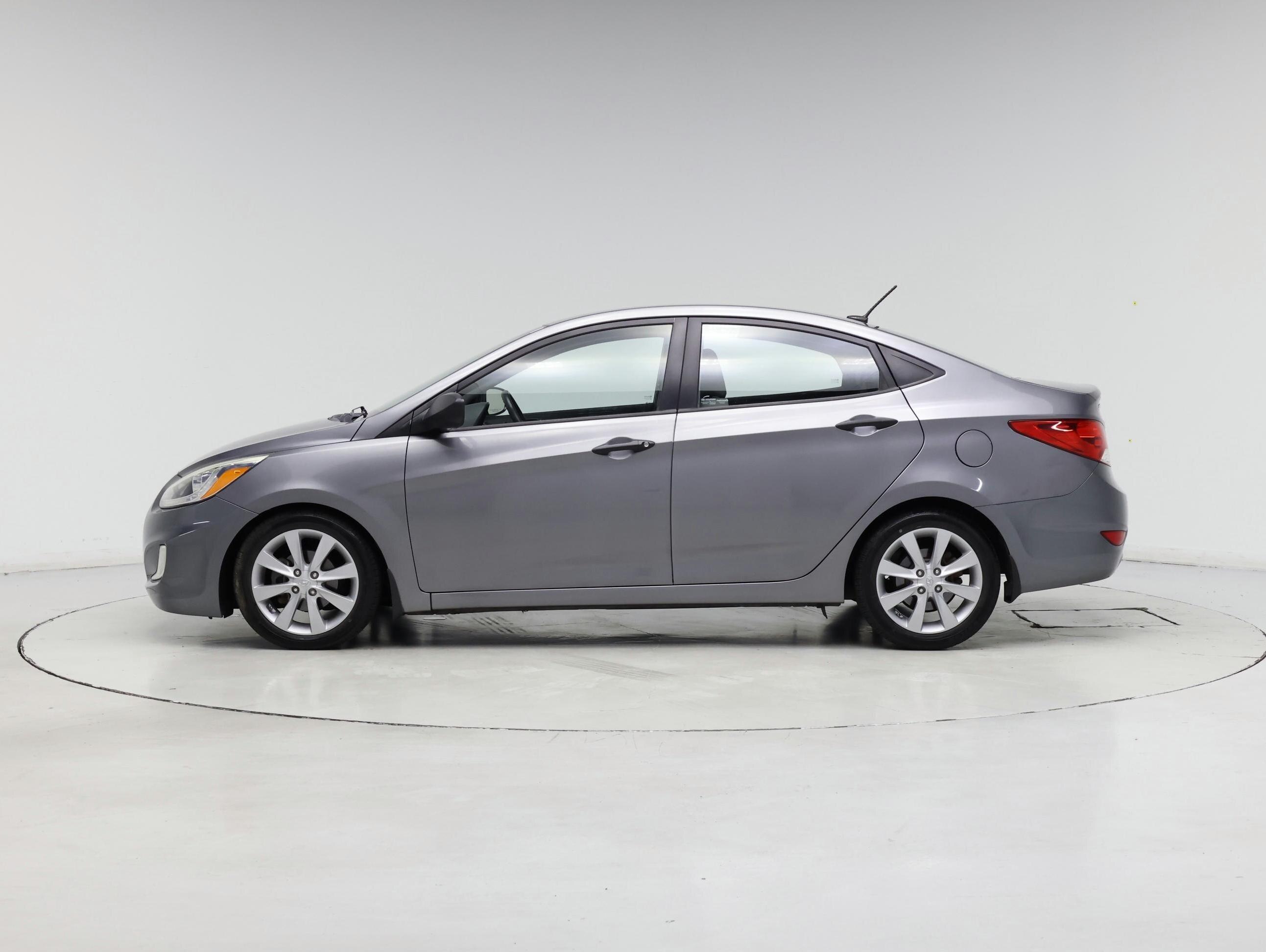 Thumbnail: 2014 Hyundai Accent - 3