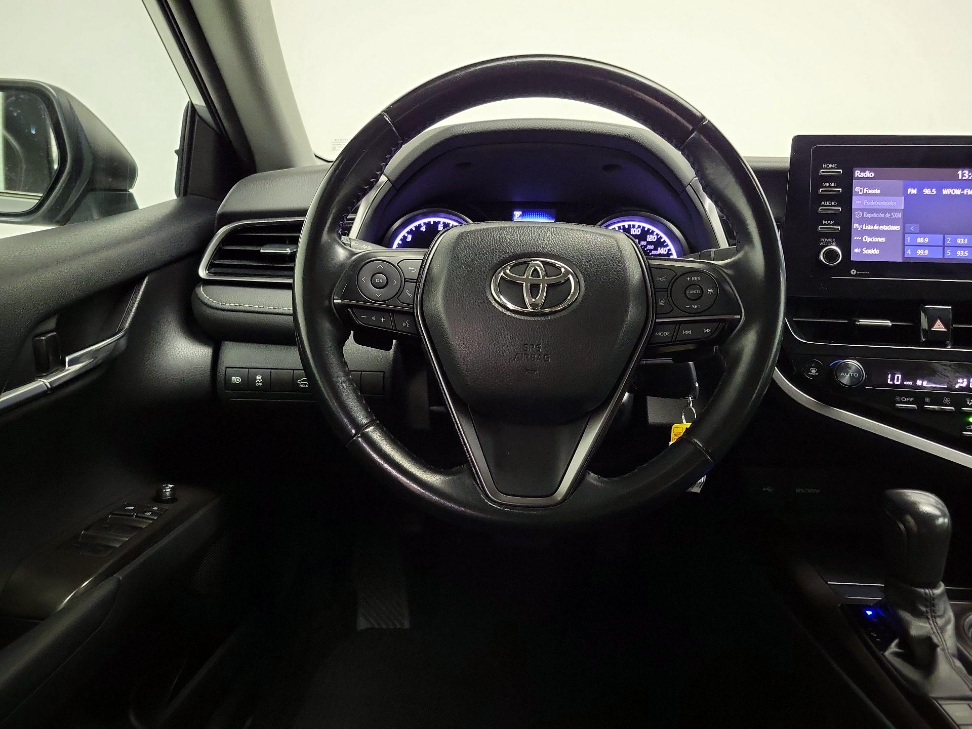 Thumbnail: 2023 Toyota Camry - 10