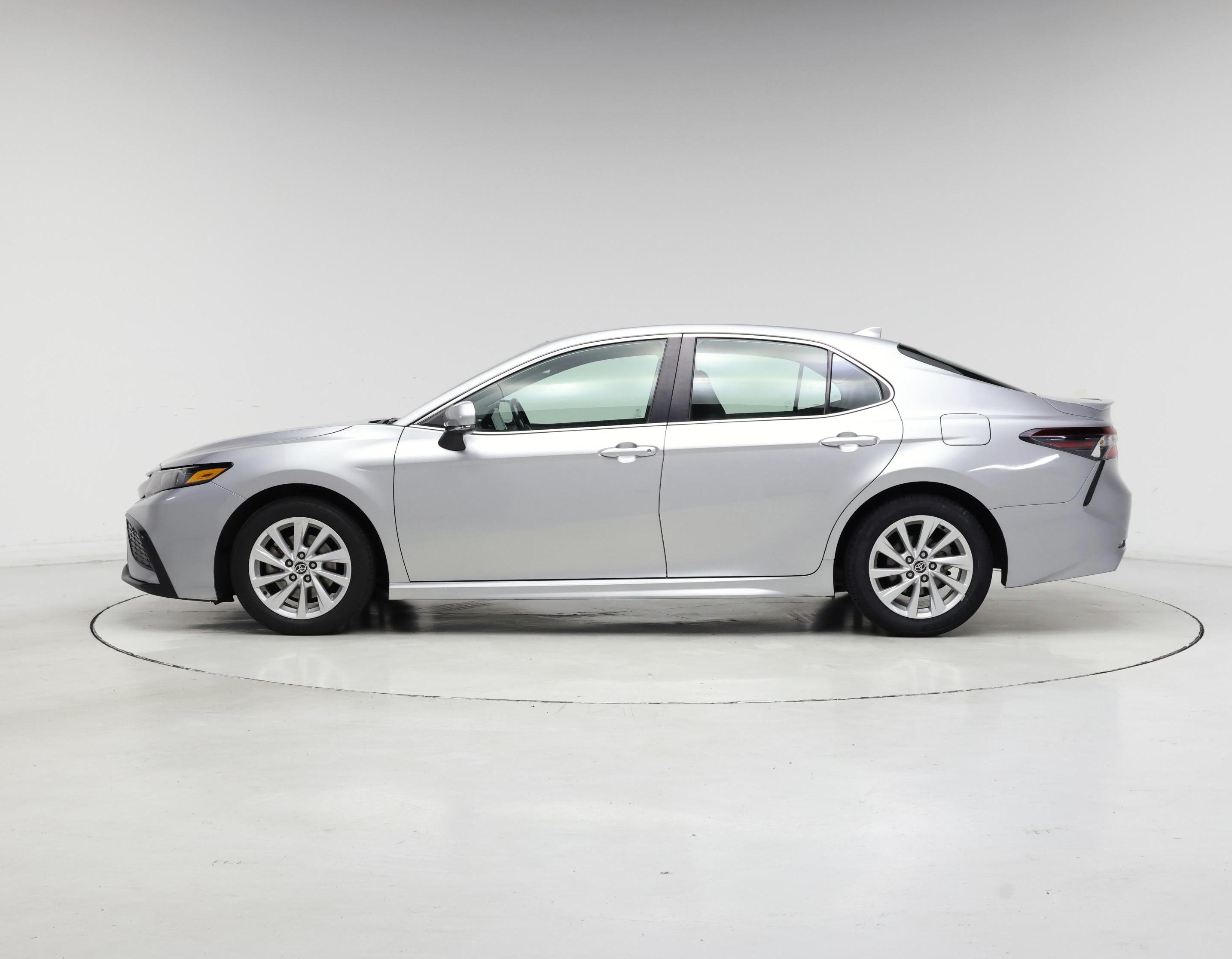 Thumbnail: 2023 Toyota Camry - 3