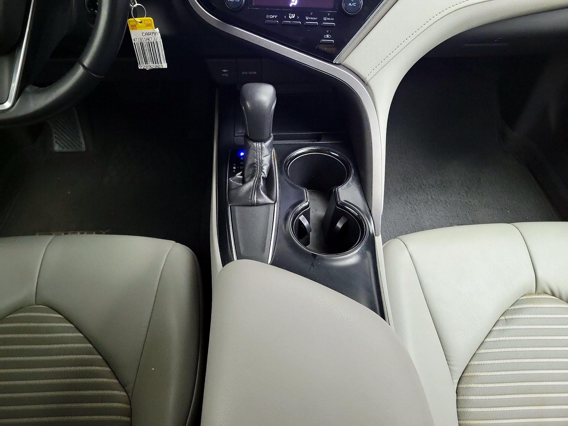 Thumbnail: 2018 Toyota Camry - 17