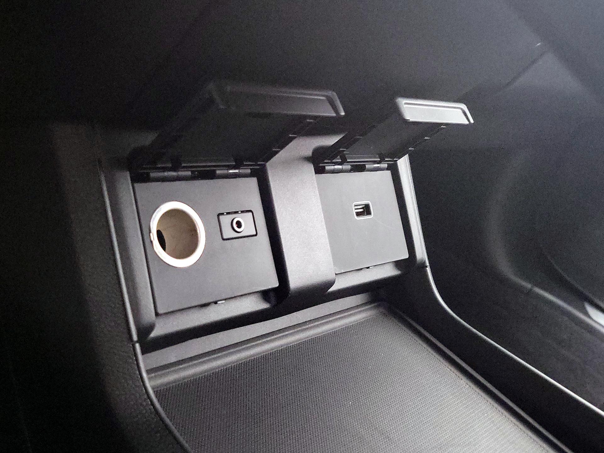 Thumbnail: 2021 Acura RDX - 19