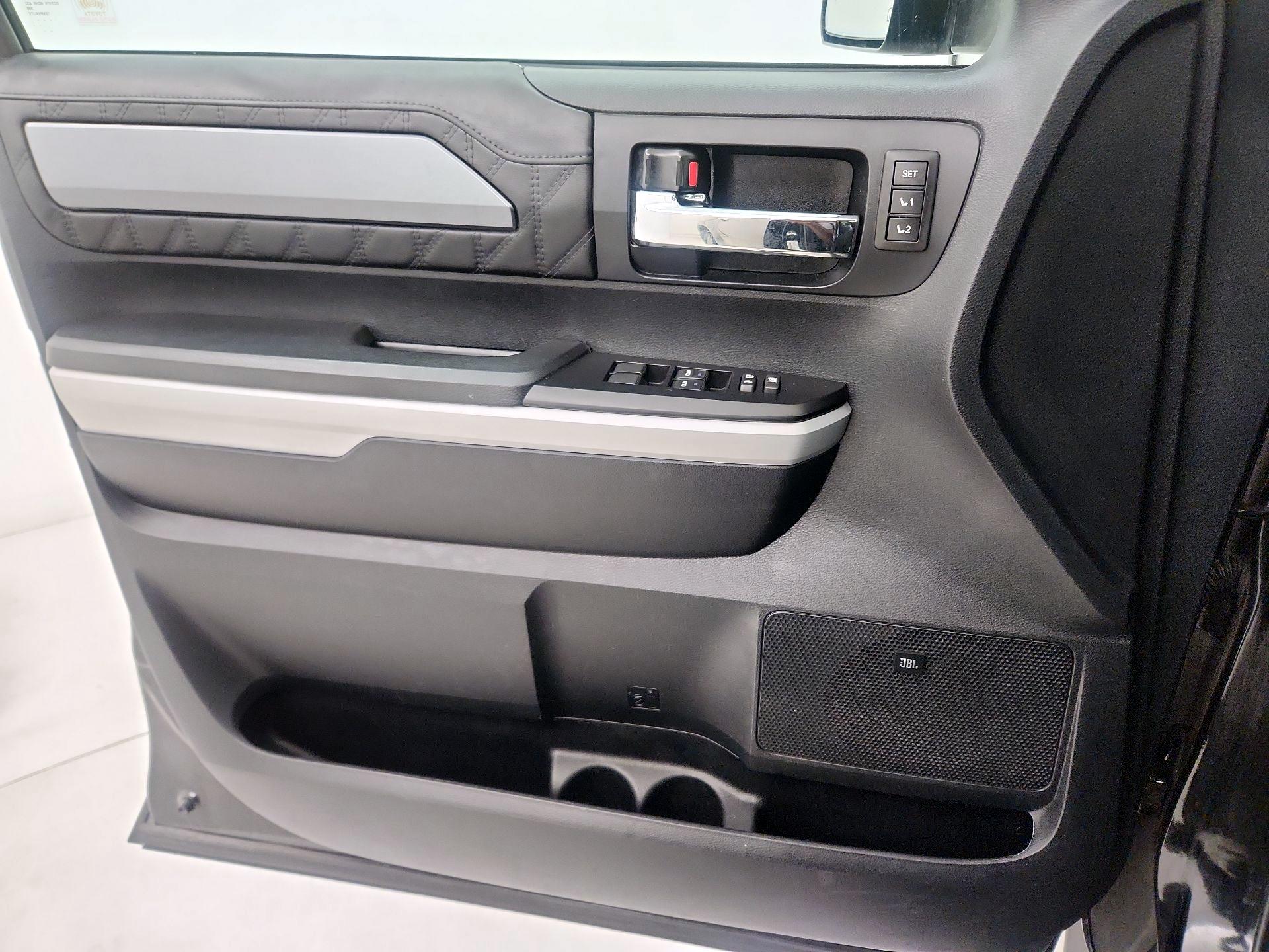 Thumbnail: 2018 Toyota Tundra - 12
