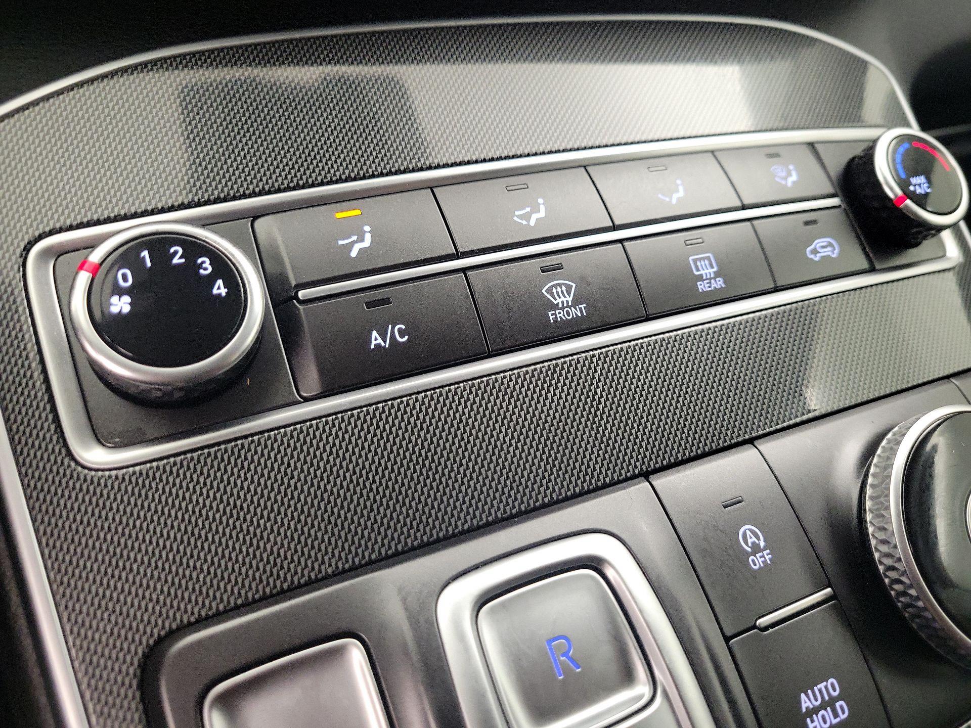 Thumbnail: 2022 Hyundai Santa Fe - 16