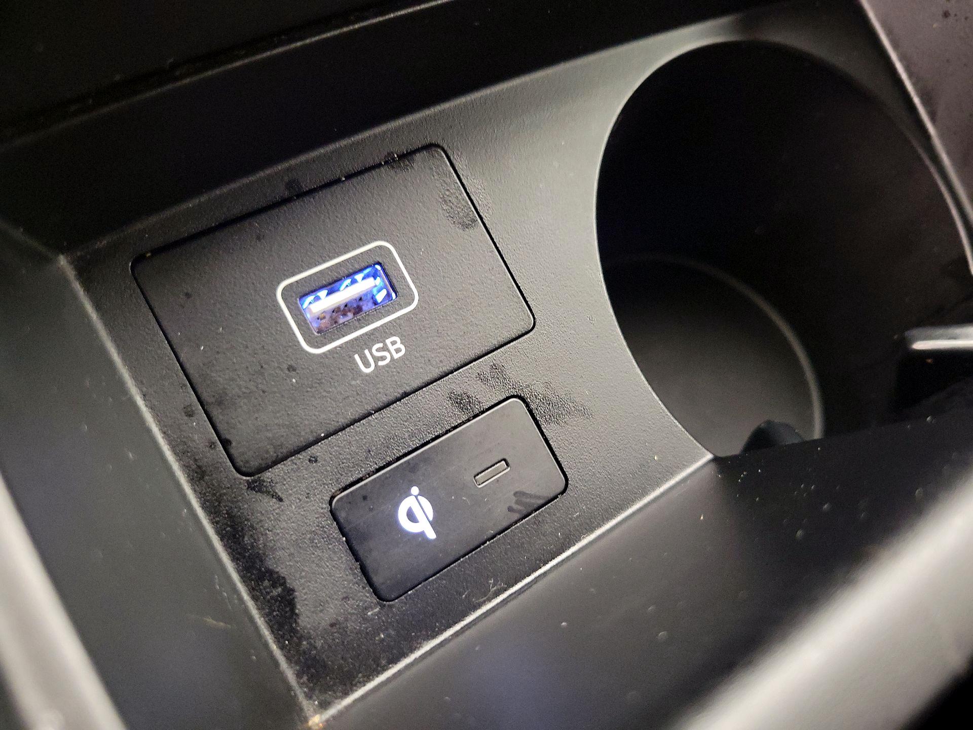 Thumbnail: 2022 Hyundai Santa Fe - 18