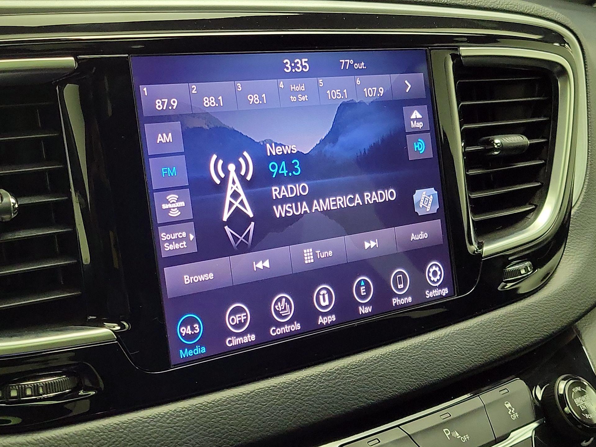 Thumbnail: 2019 Chrysler Pacifica - 15