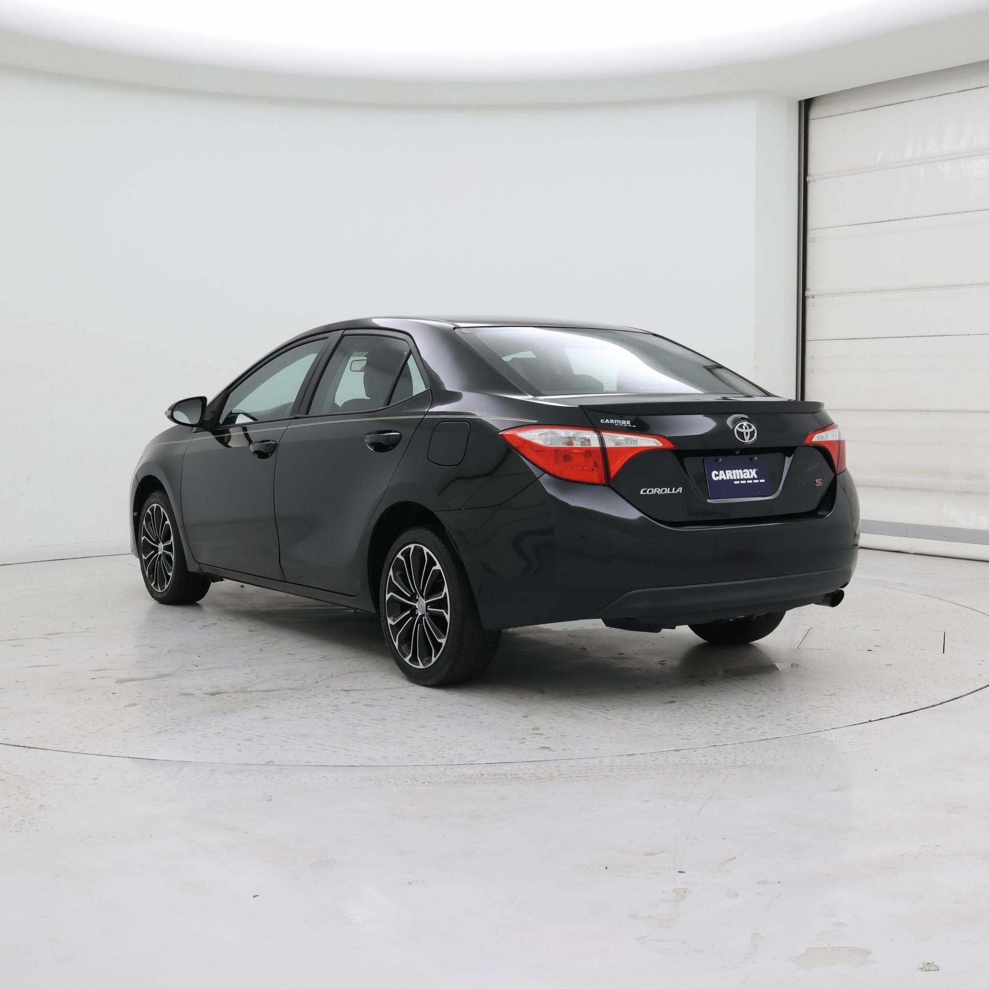 Thumbnail: 2015 Toyota Corolla - 2