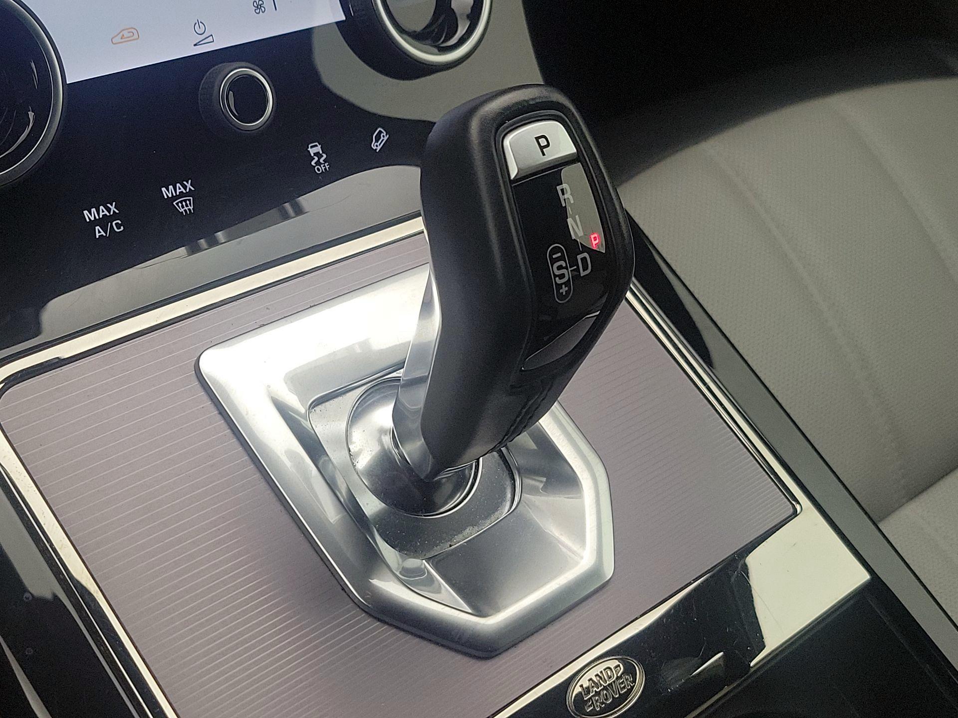 Thumbnail: 2023 Land Rover Range Rover Evoque - 18