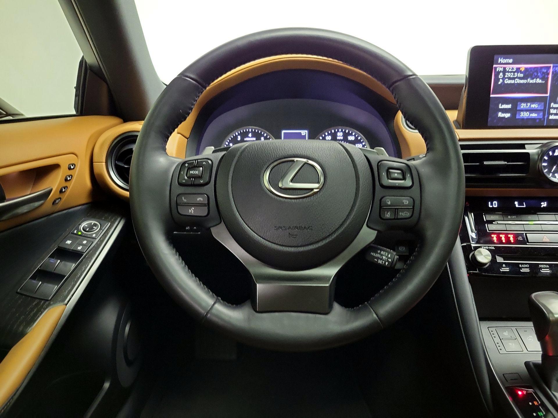 Thumbnail: 2023 Lexus IS - 10