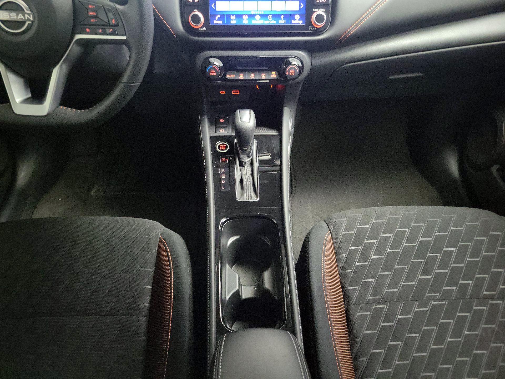 Thumbnail: 2023 Nissan Kicks - 16