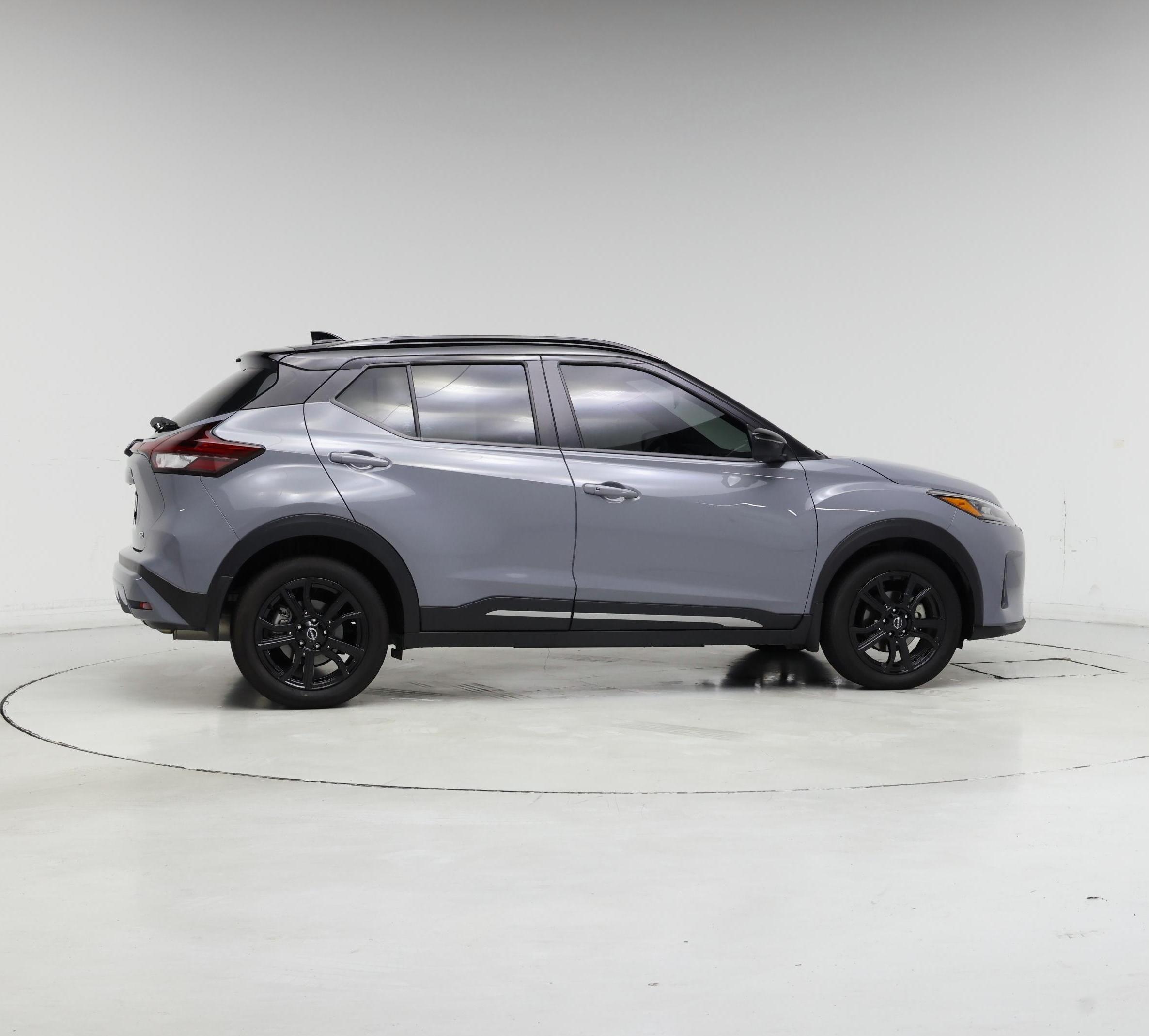Thumbnail: 2023 Nissan Kicks - 7