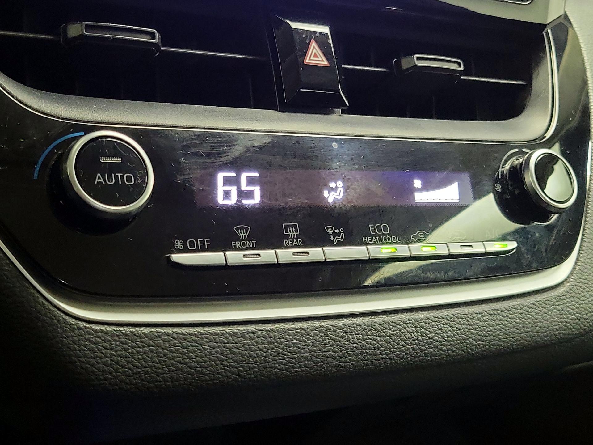 Thumbnail: 2022 Toyota Corolla - 16