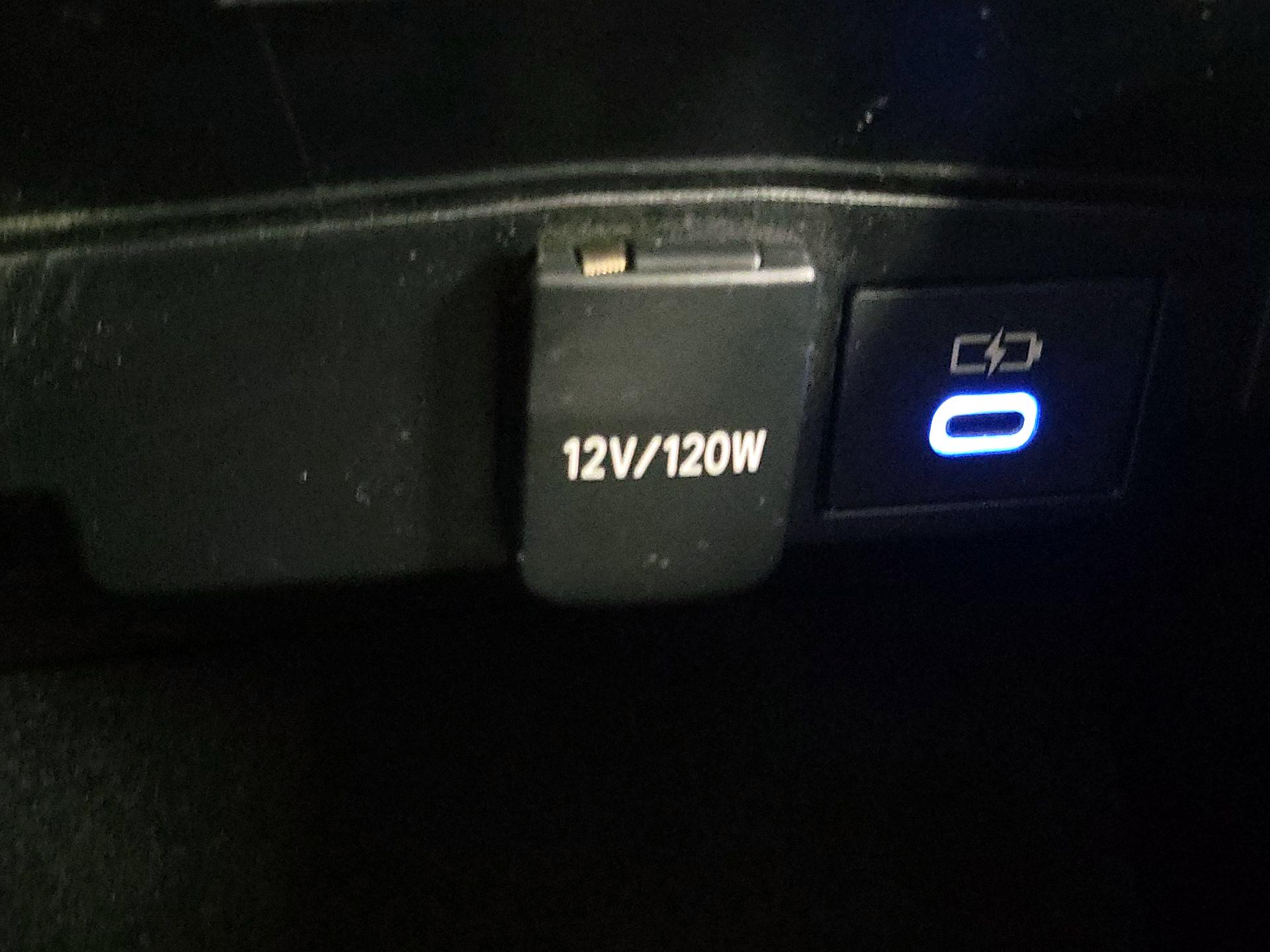 Thumbnail: 2022 Toyota Corolla - 18