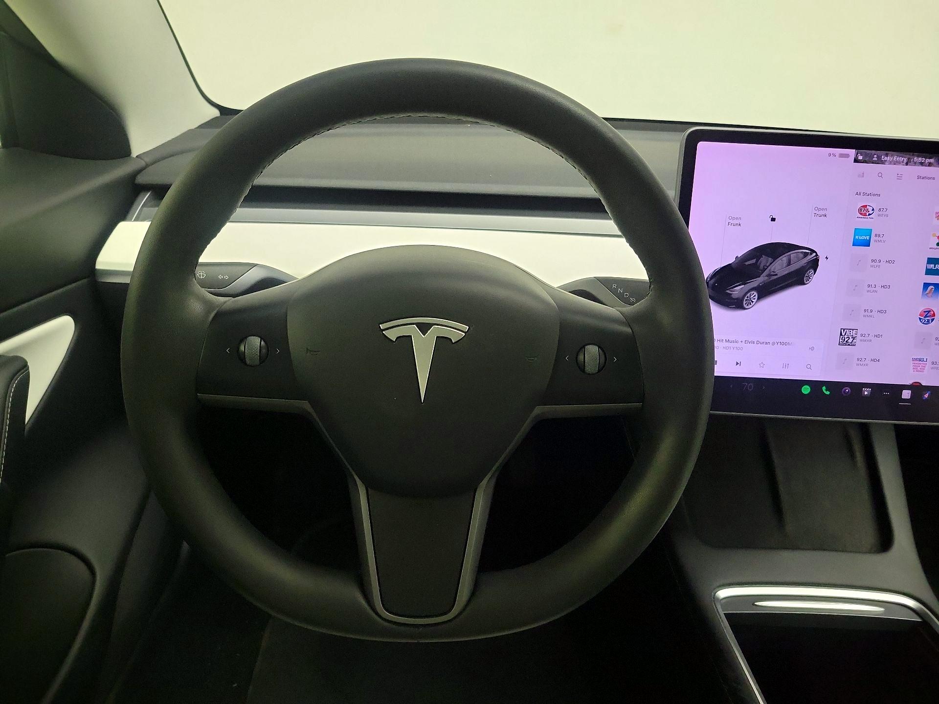 Thumbnail: 2021 Tesla Model 3 - 10