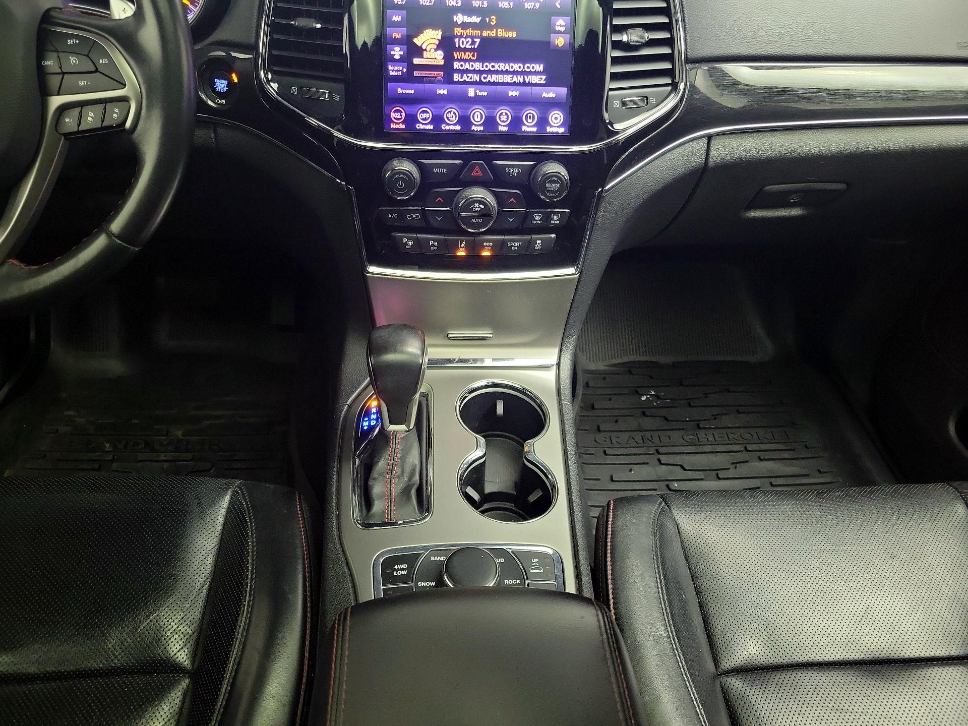 Thumbnail: 2020 Jeep Grand Cherokee - 18