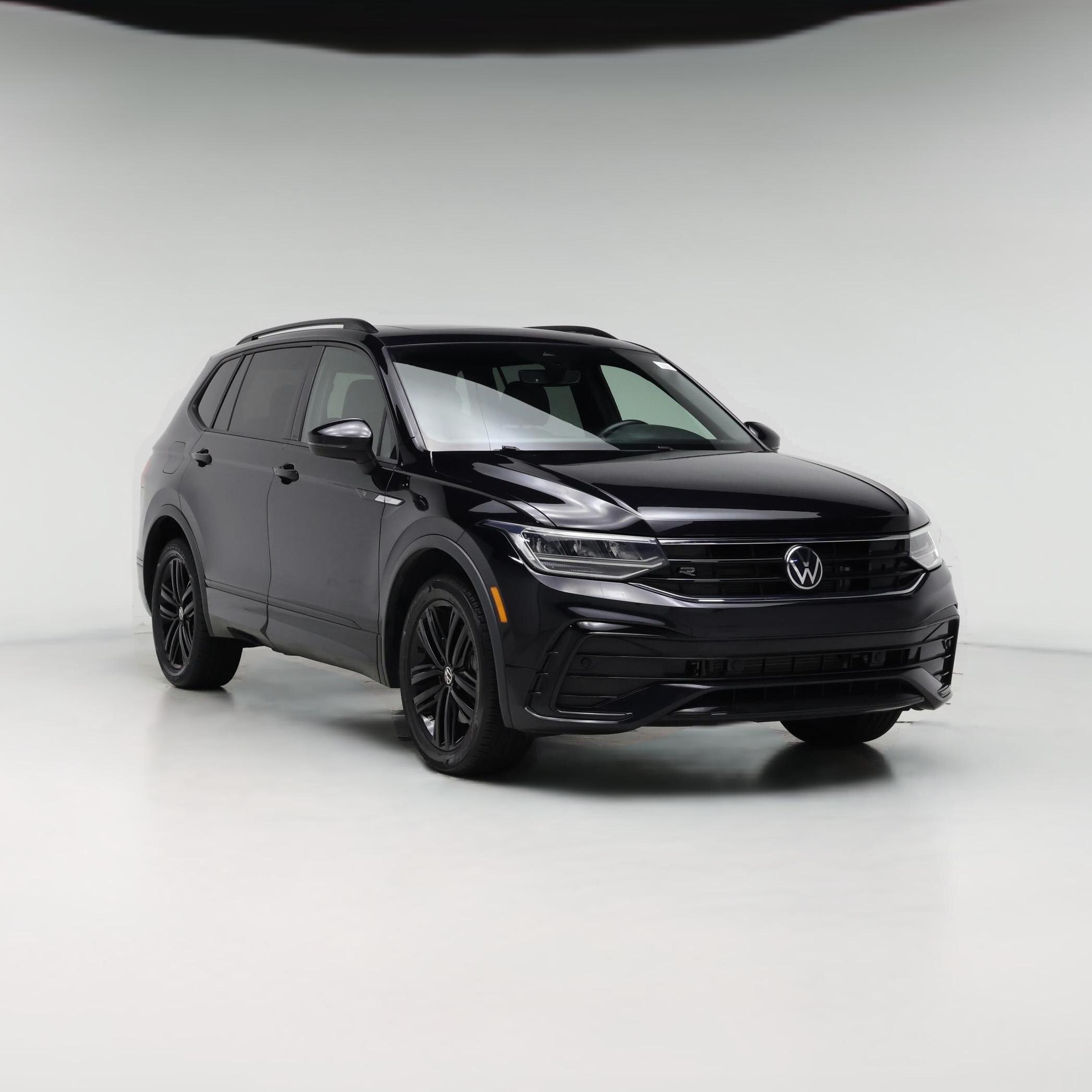 Thumbnail: 2022 Volkswagen Tiguan - 1