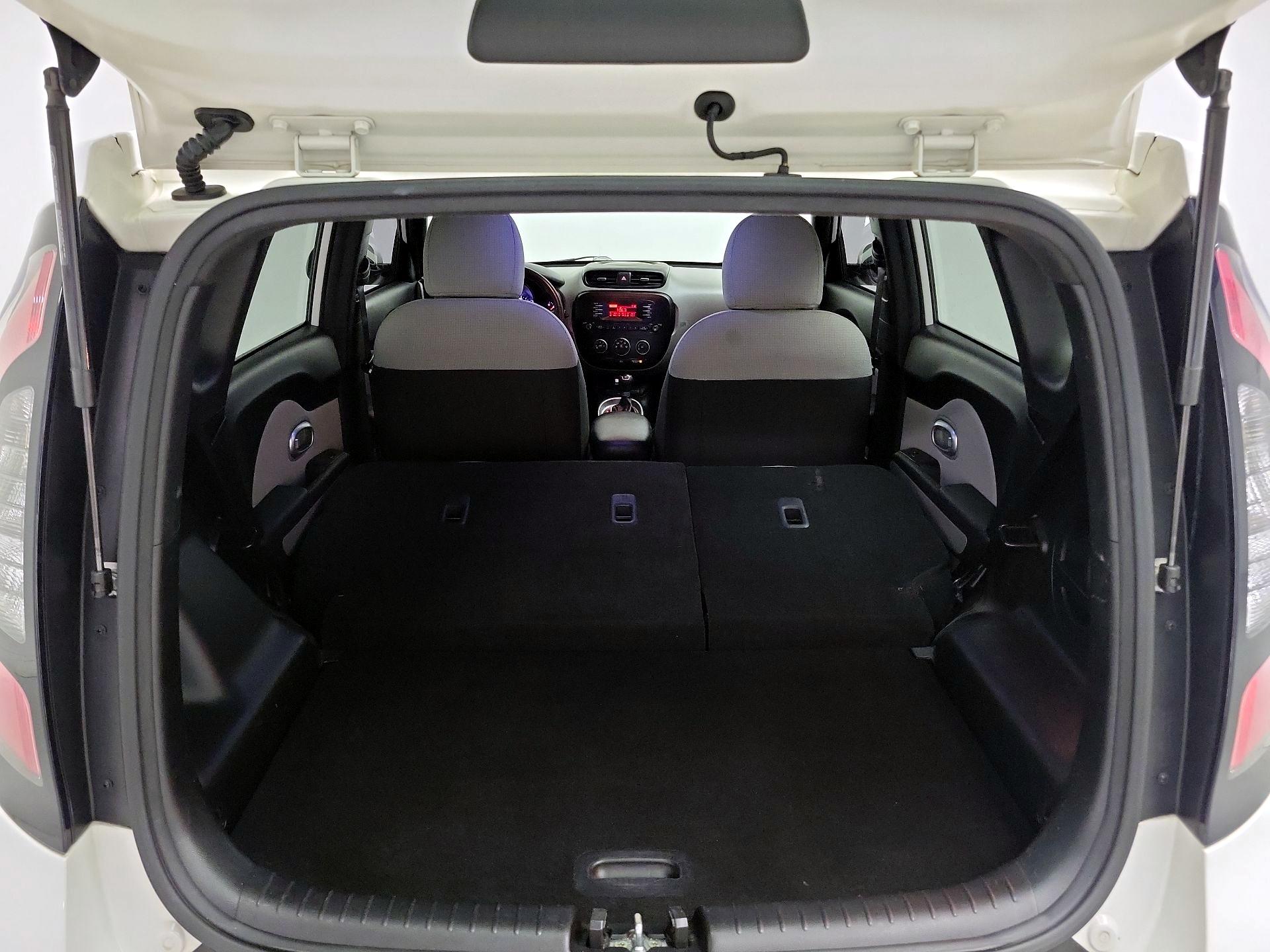 Thumbnail: 2015 Kia Soul - 20