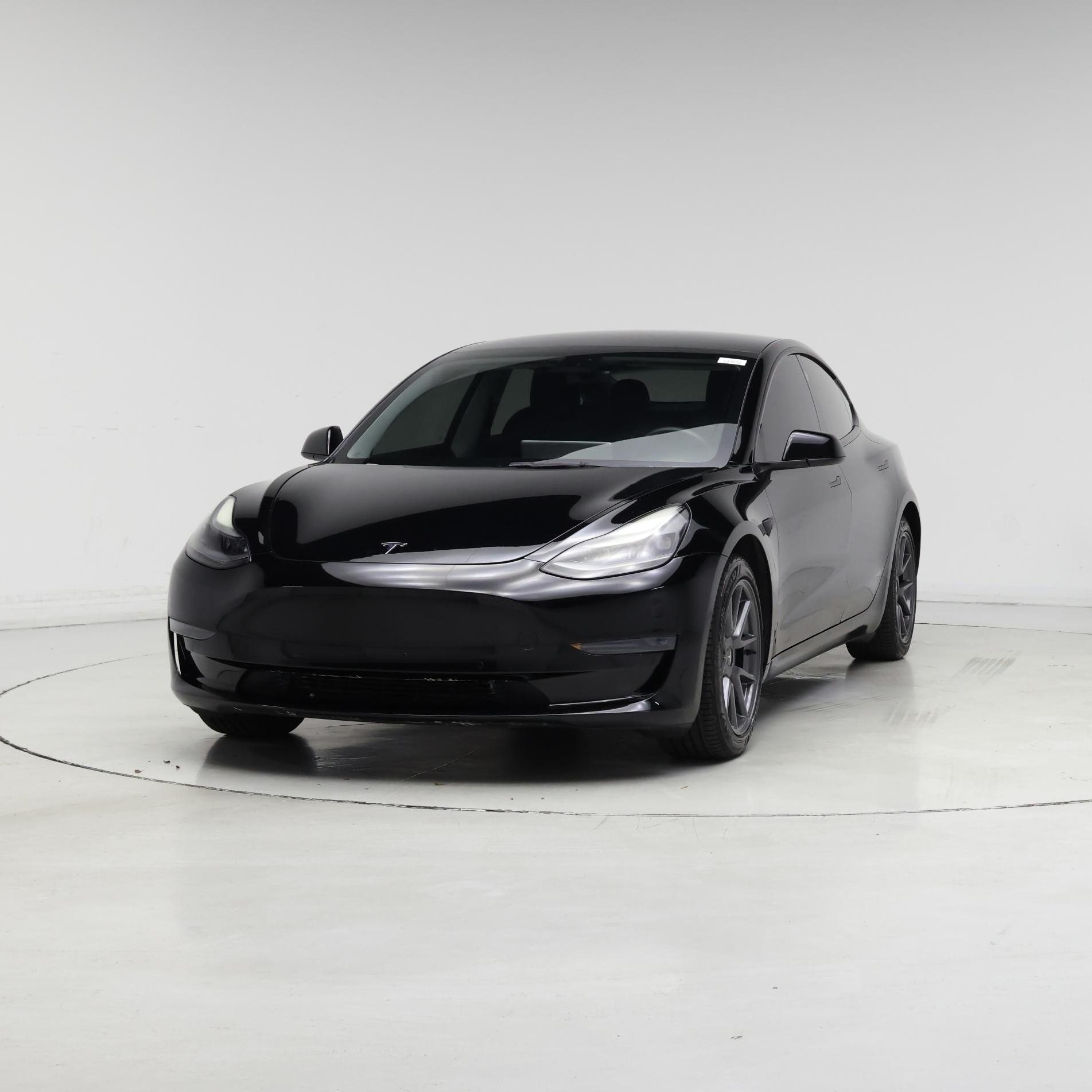 Thumbnail: 2021 Tesla Model 3 - 4